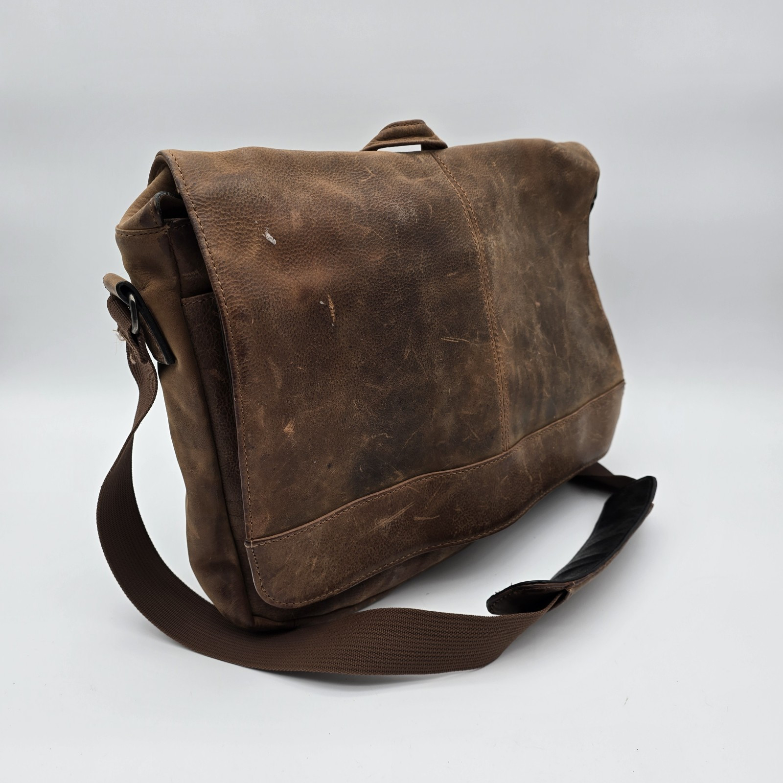 Wilsons Leather Messenger Bag Brown Vintage Legal Breifcase Shoulder Distressed