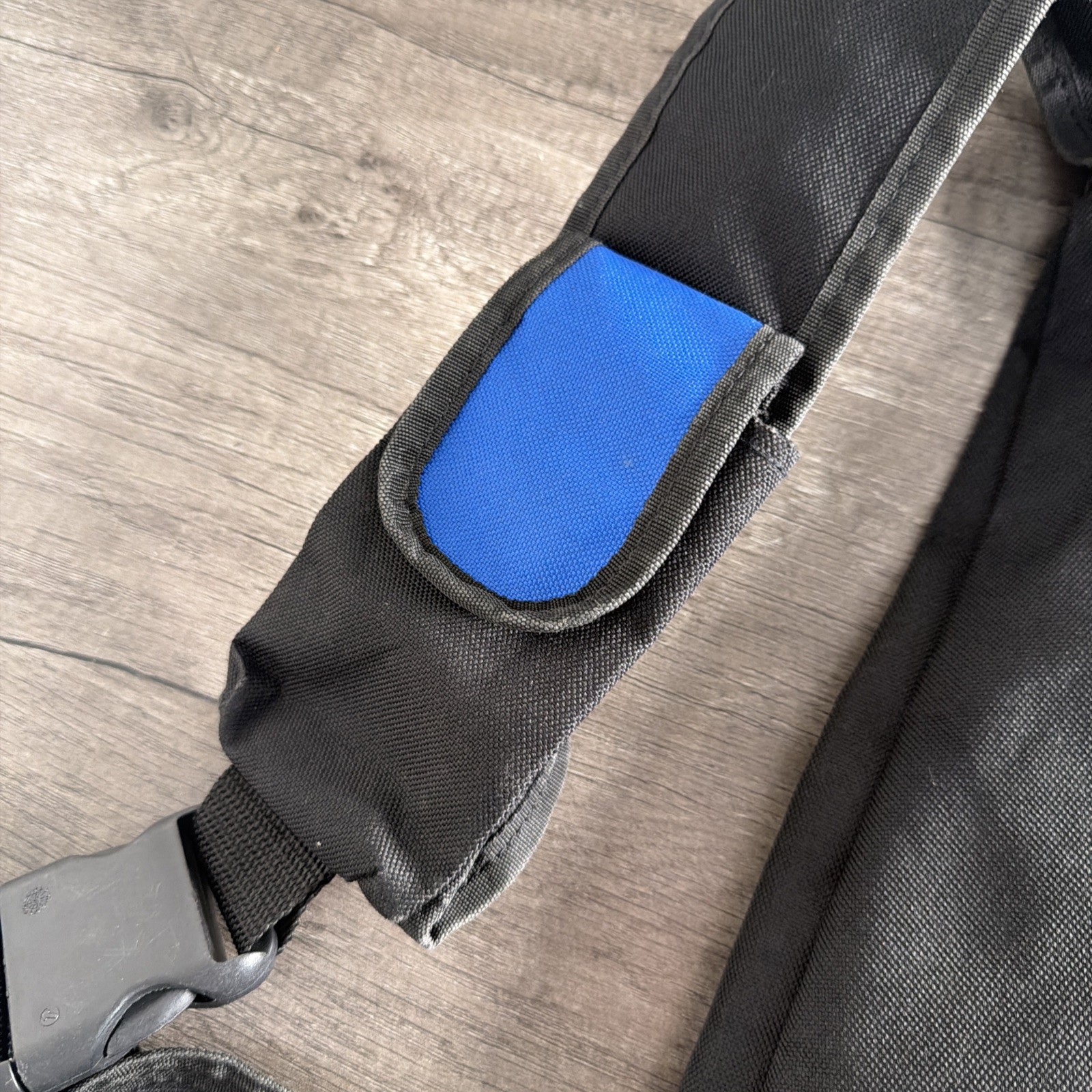 OAKLEY Sandbag Sling Backpack Bag Black Software Vintage Y2K Blue