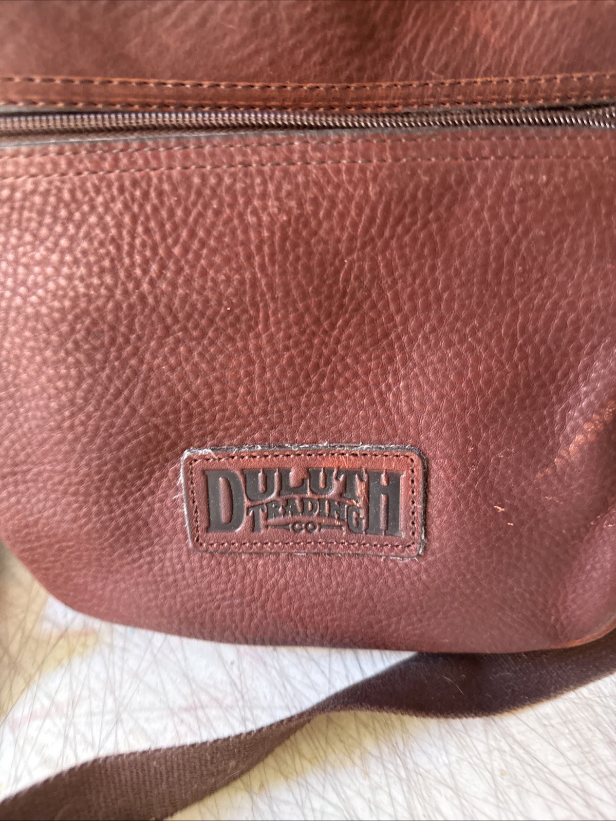 Duluth Trading Company Lifetime Leather Travel Bag Messenger Crossbody Brown