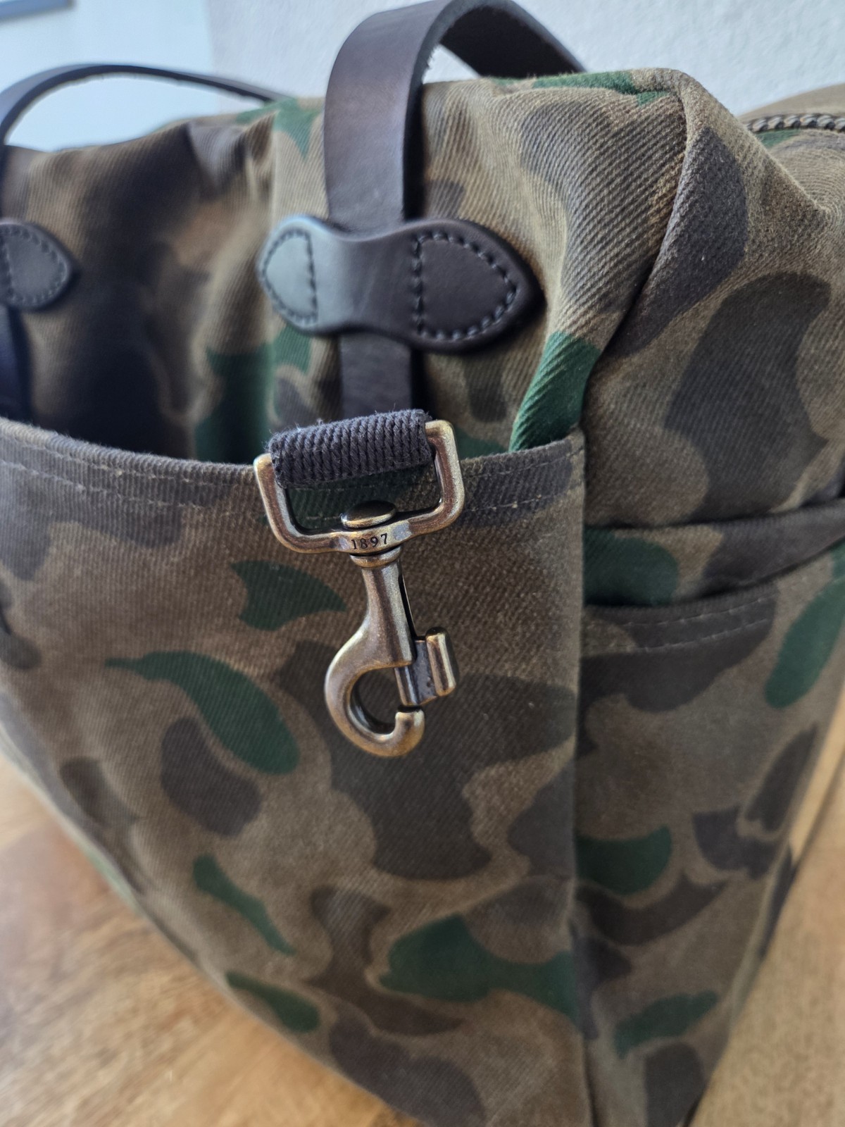 Filson Waxed Rugged Twill Tote Bag With Zipper | Dark Shrub Camo | Ltd. Edition