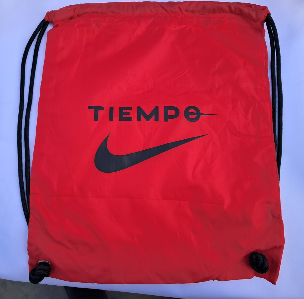 Nike Tiempo Soccer Drawstring Tote Carry Shoe Dust Gym Bag 16×13 Red Black