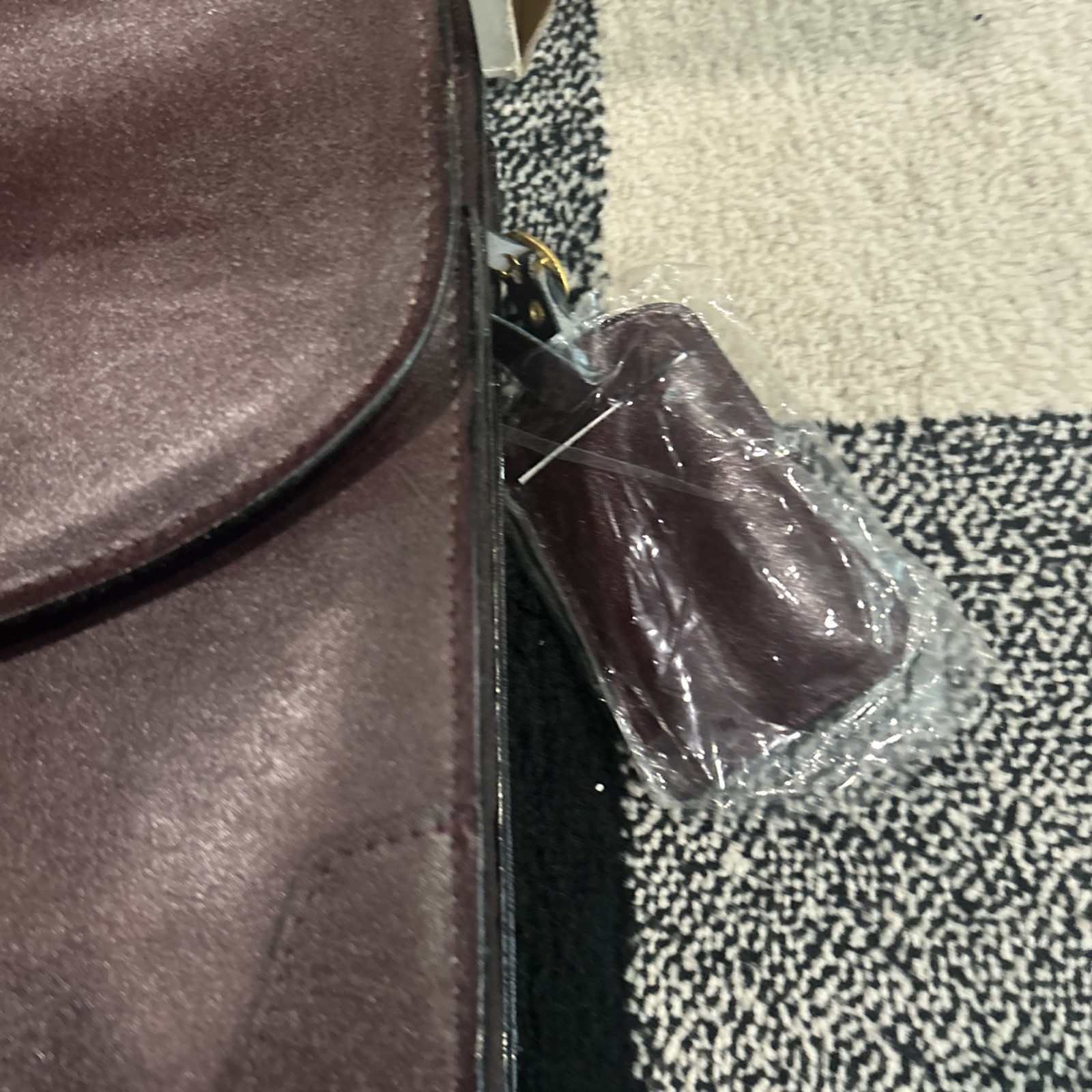 Avenues Fine Leather Brief Case New Open Box