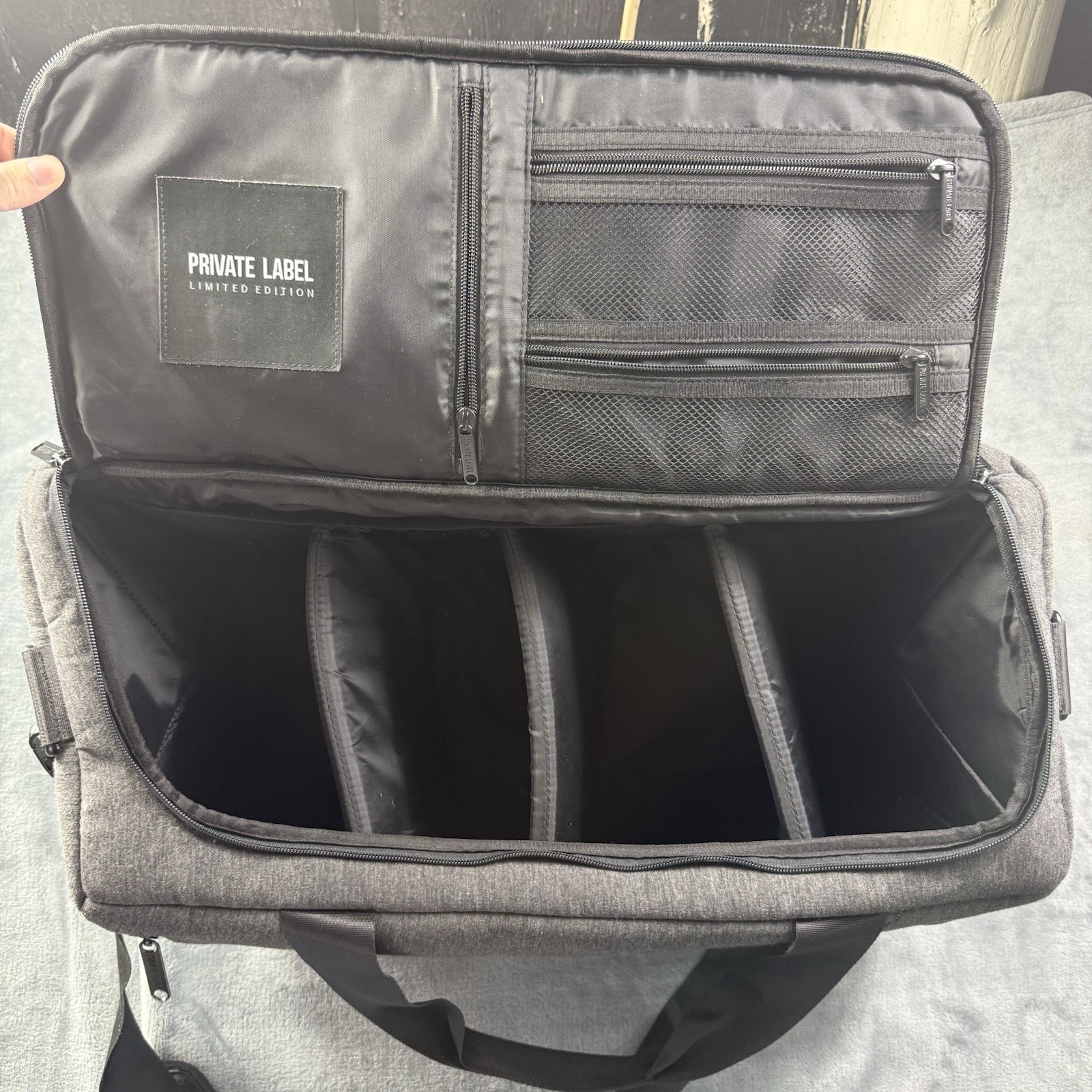 Private Label CARRY ON TRAVEL BAG Limited Edition Duffle Bag Gray Black