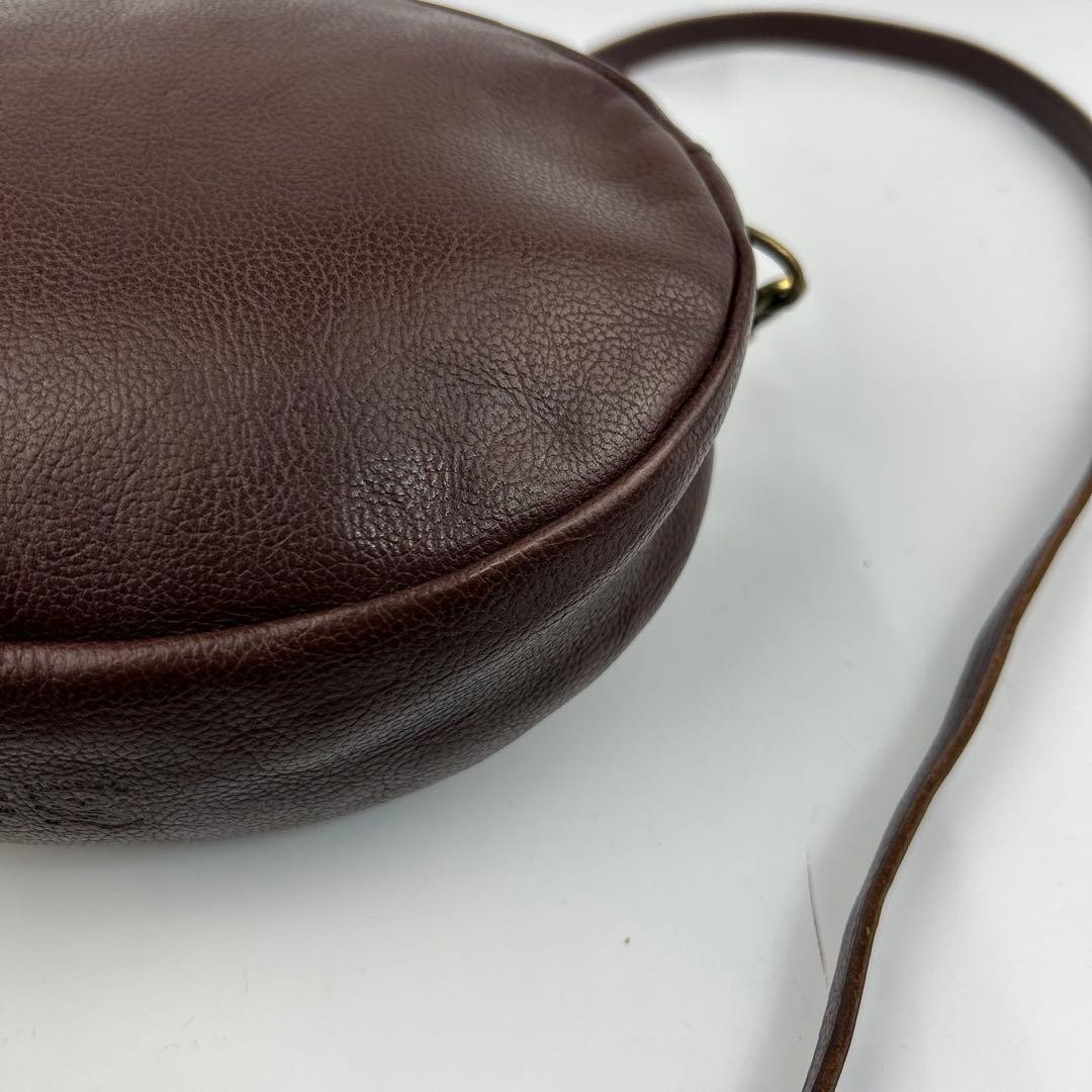 IL BISONTE Oval Leather Shoulder Bag Logo Embossed Brown