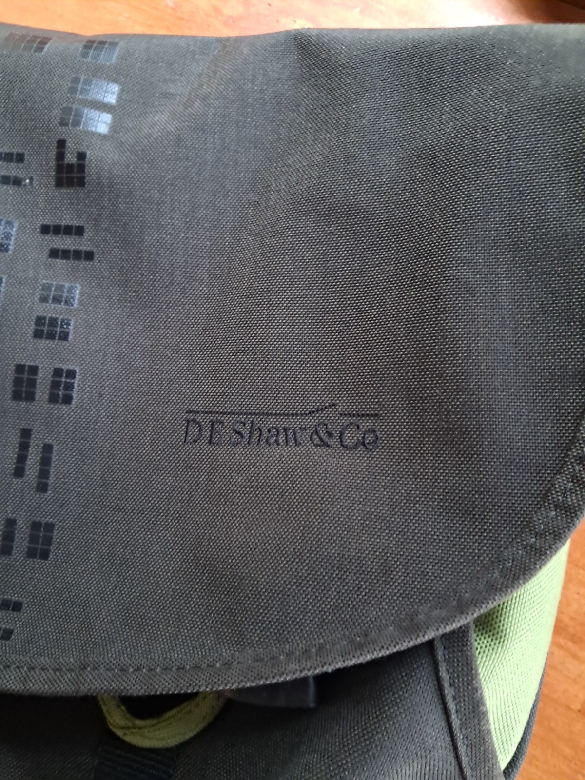 CRUMPLER ‘The Hoax’ Black & Green BRANDED Large Messenger Bag