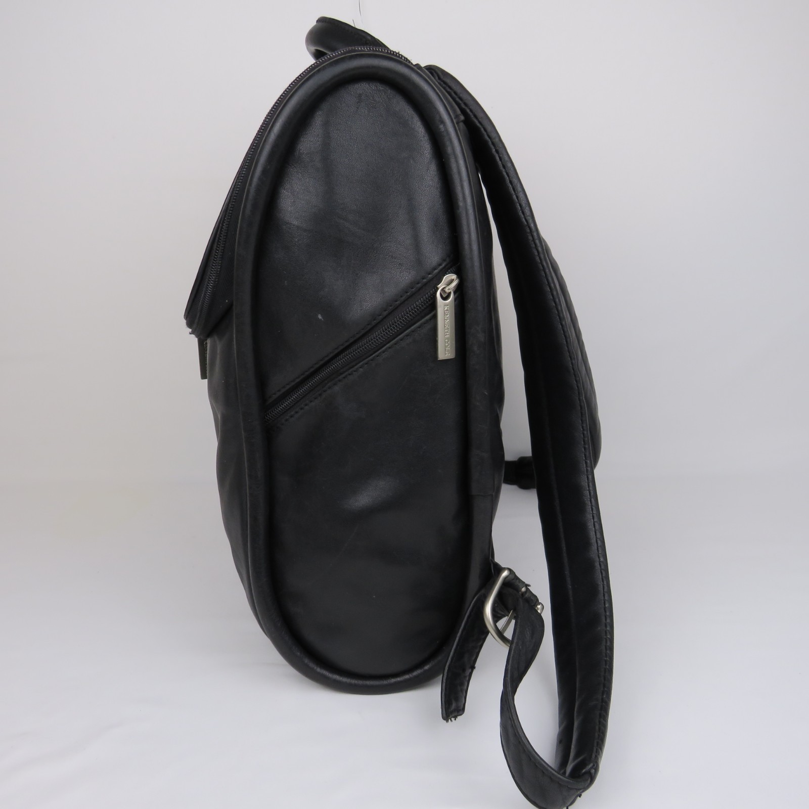 Kenneth Cole Black Leather Backpack Zipper Flap Padded Adjustable Straps Roomy