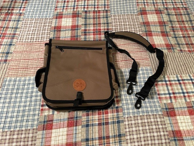 Duluth Trading Company Large Brown and Black Canvas Messenger Bag NWD