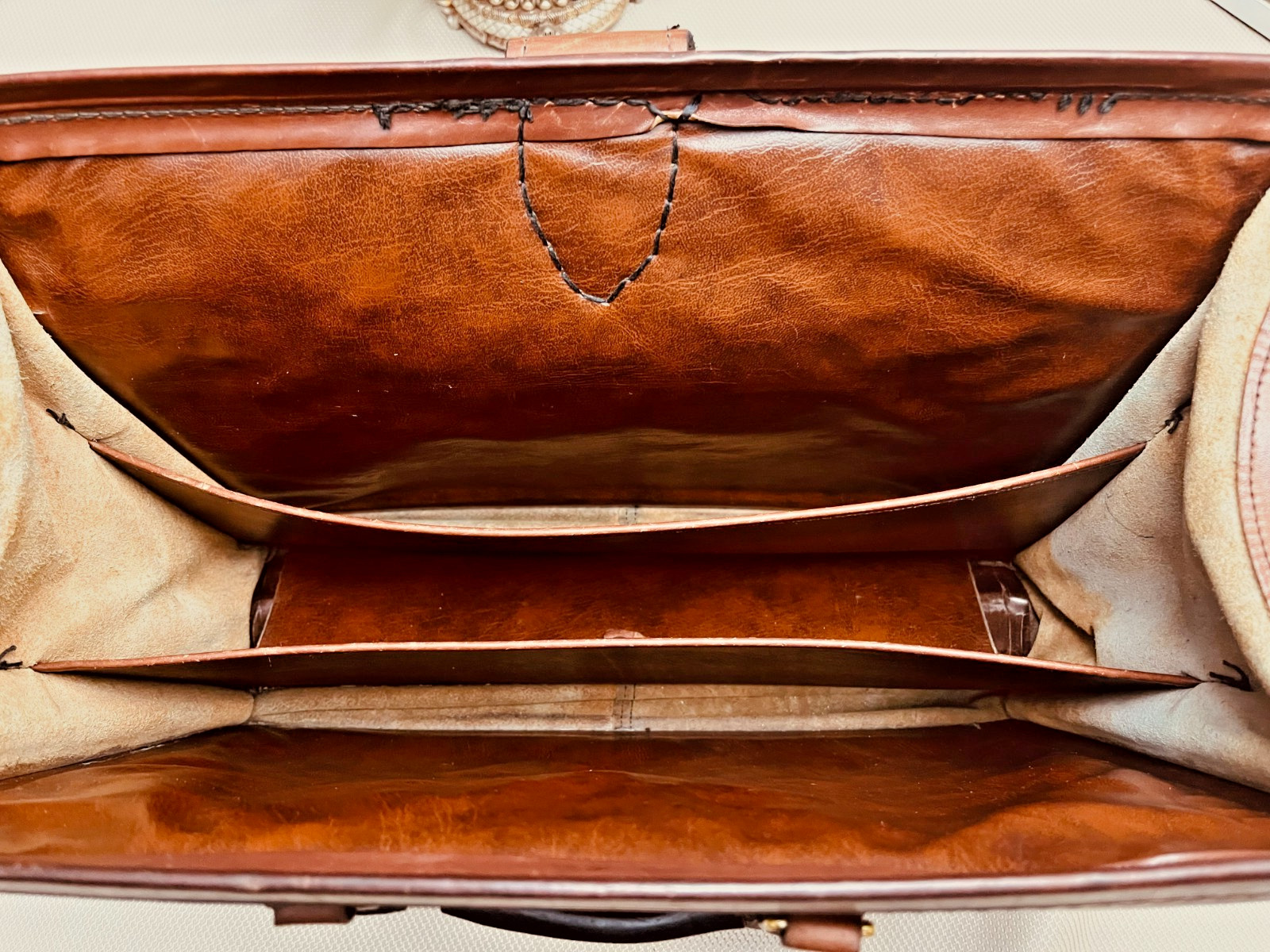 SCHLESINGER BROTHERS Tan Heavy Leather Briefcase / Lawyer Bag – Made in USA