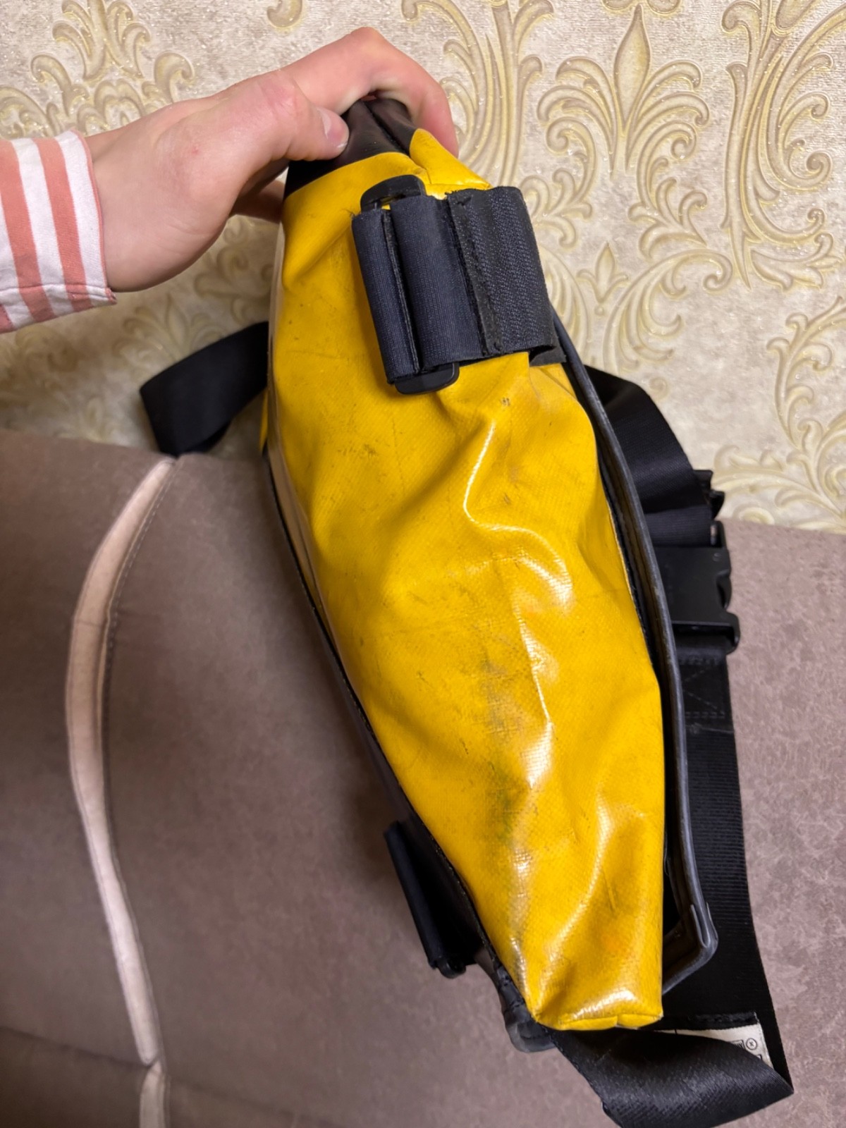 FREITAG KNIGHT Rider F31 RARE YELLOW × BLACK Messenger Crossbody Shoulder Bag