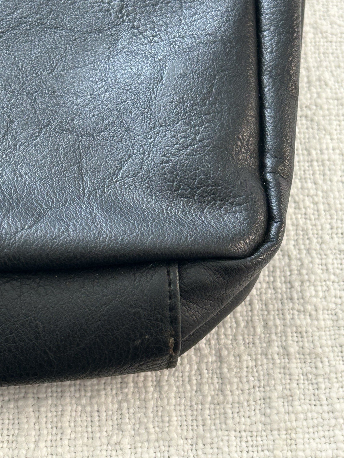 Buffalo David Bitton tablet crossbody side bag Gray black Brown satchel 10”x 12”
