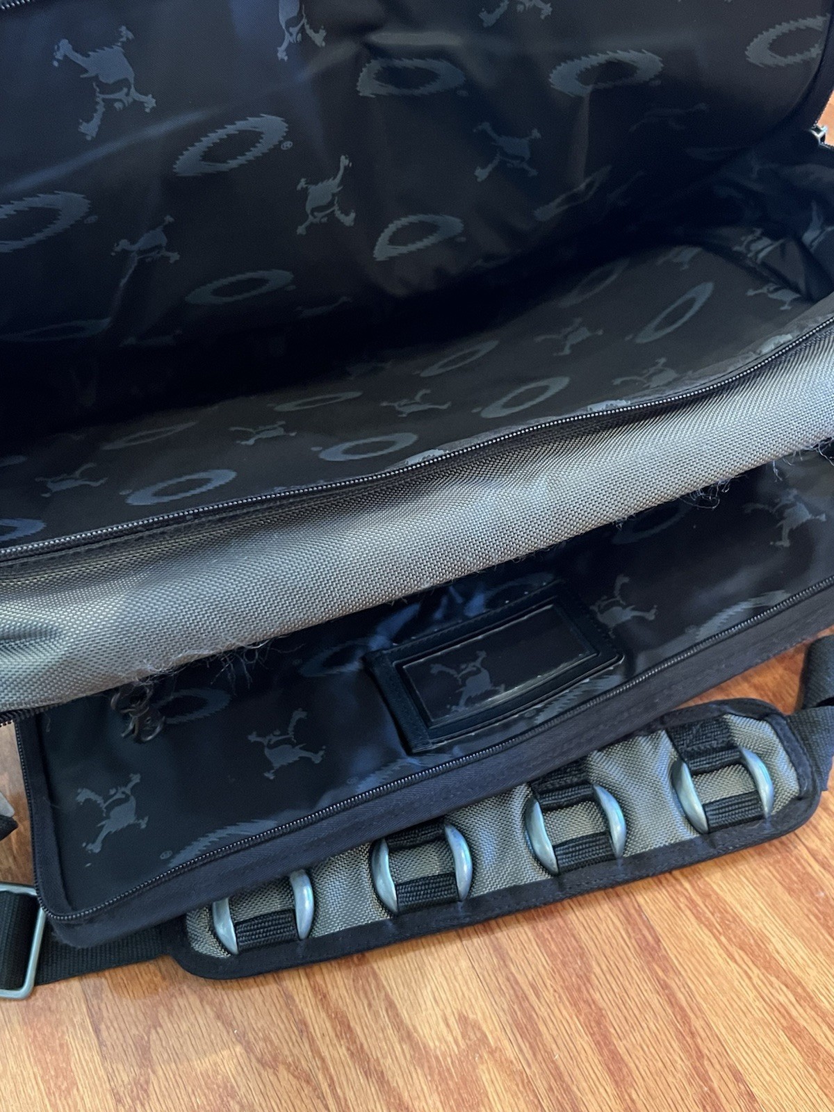 OAKLEY TACTICAL FIELD GEAR AP Computer BAG Briefcase Messenger Sheet Metal