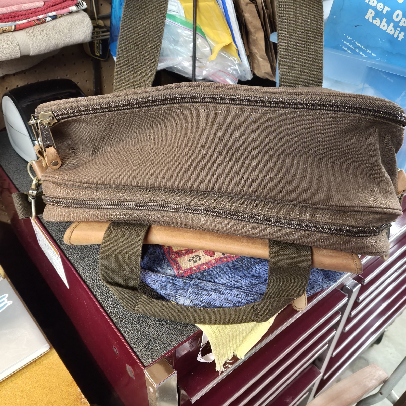 Cabela’s Brown Canvas & Leather Fishing Hunting Camping Large Travel Luggage Bag
