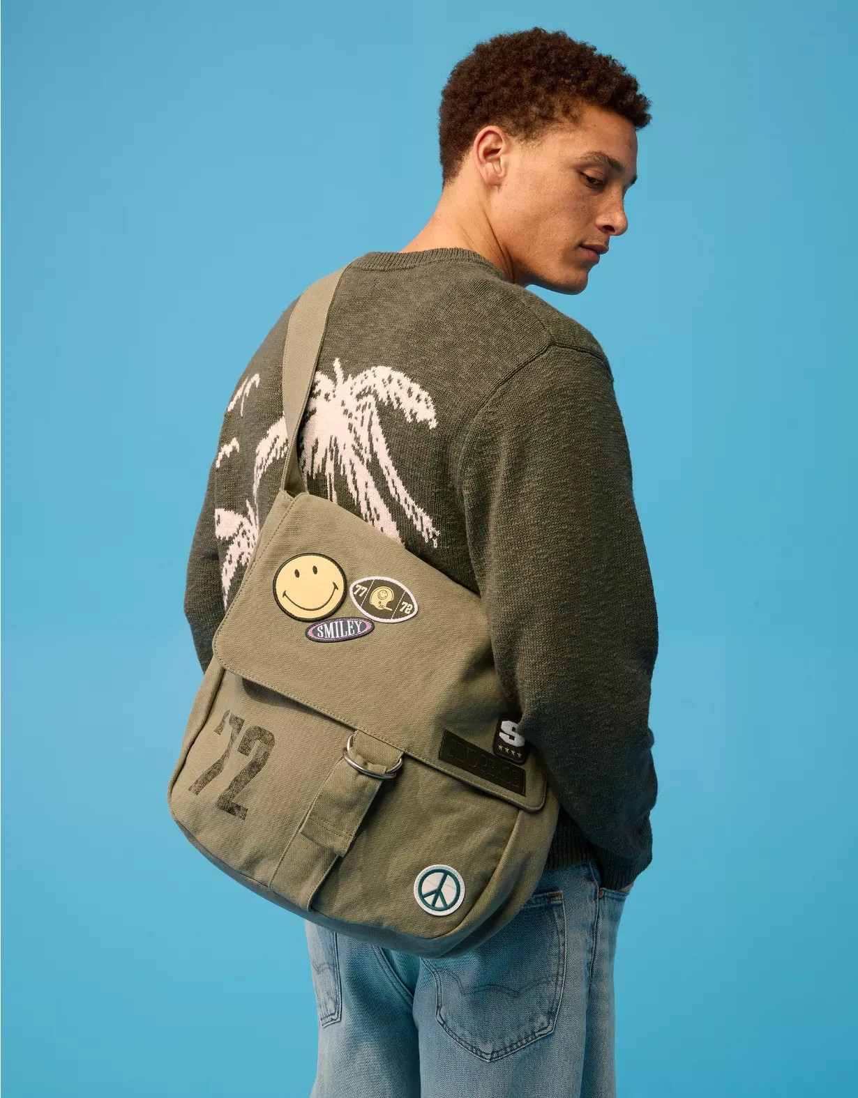 AE | Smiley face Messenger Bag bonus Keychain Bag Charm