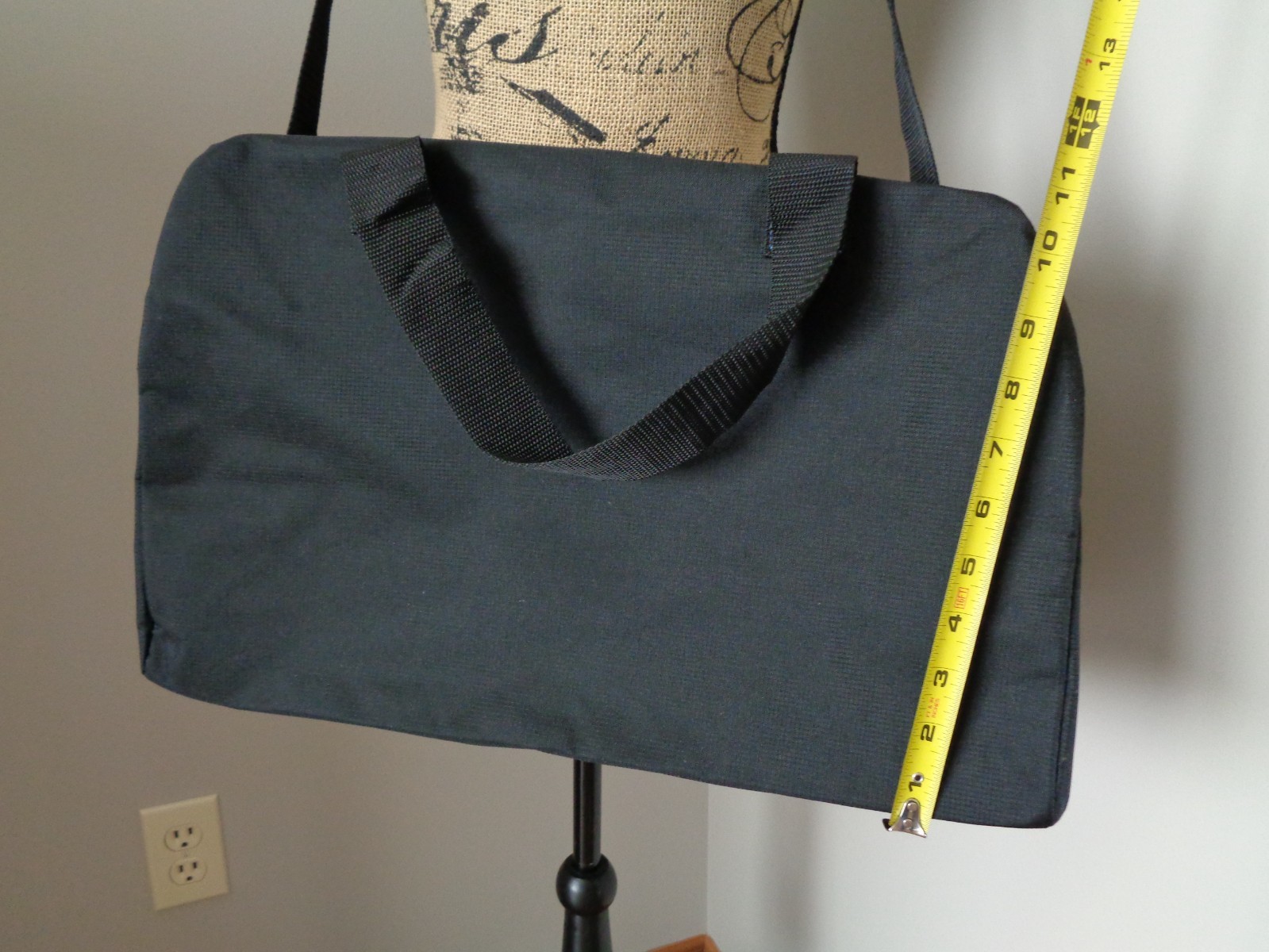 GUESS for Men TOTE DUFFLE BAG SATCHEL NWT
