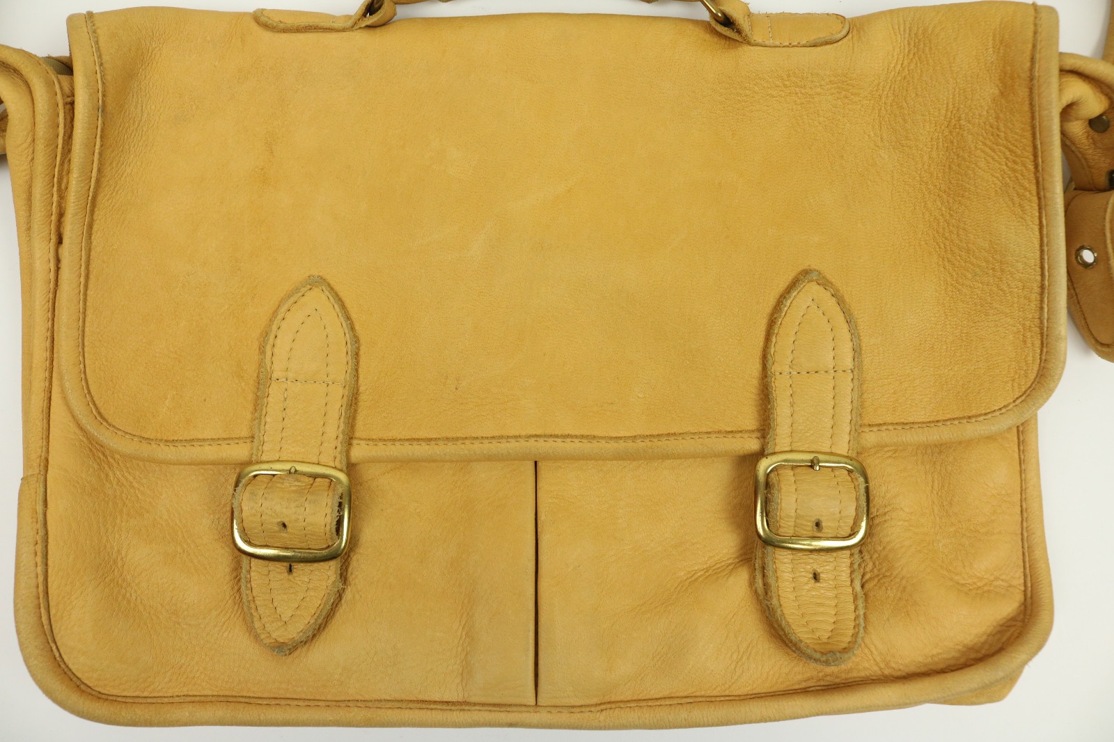 Quil Ceda Tanning Soft Suede Leather Messenger Bag Made In USA