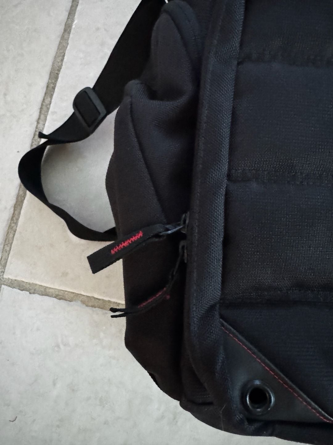 Oakley Chamber Range Tactical Gear Messenger Bag