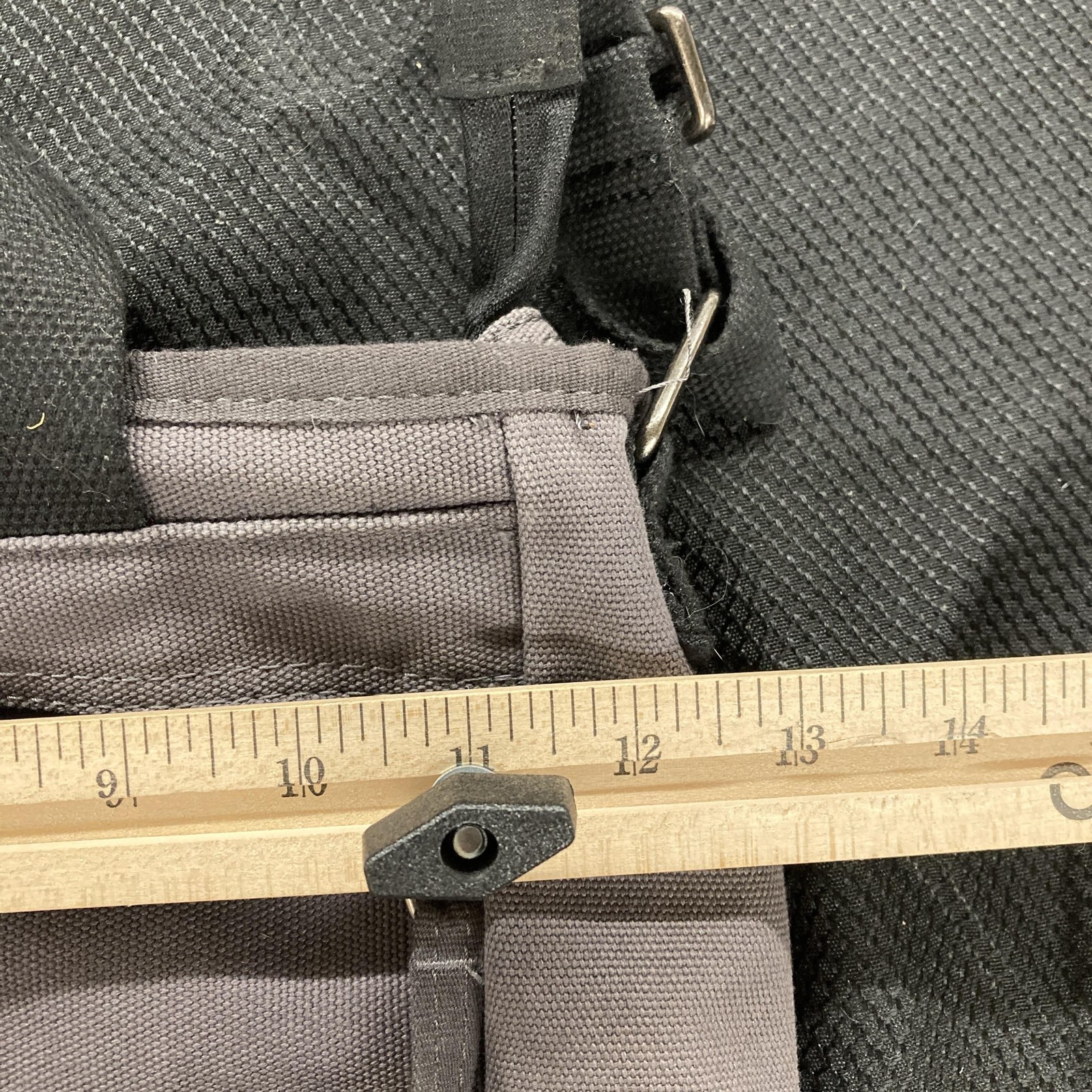 Duluth Trading Co Crossbody Bag Mens Medium Gray Canvas Travel Utility Shoulder