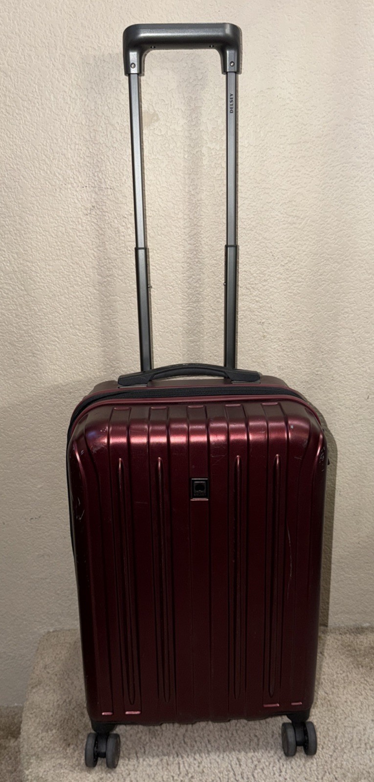 DELSEY 23” Paris Helium Aero Hardside Luggage with Spinner Wheels Free-Ship!!