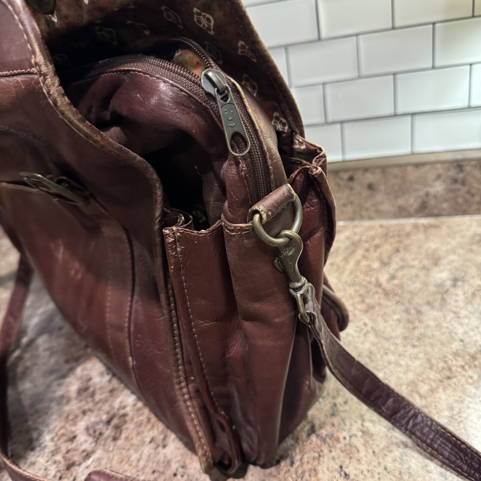 PM4 Manufacturas Quintero Colombia Brown Genuine Leather Laptop Messenger Bag