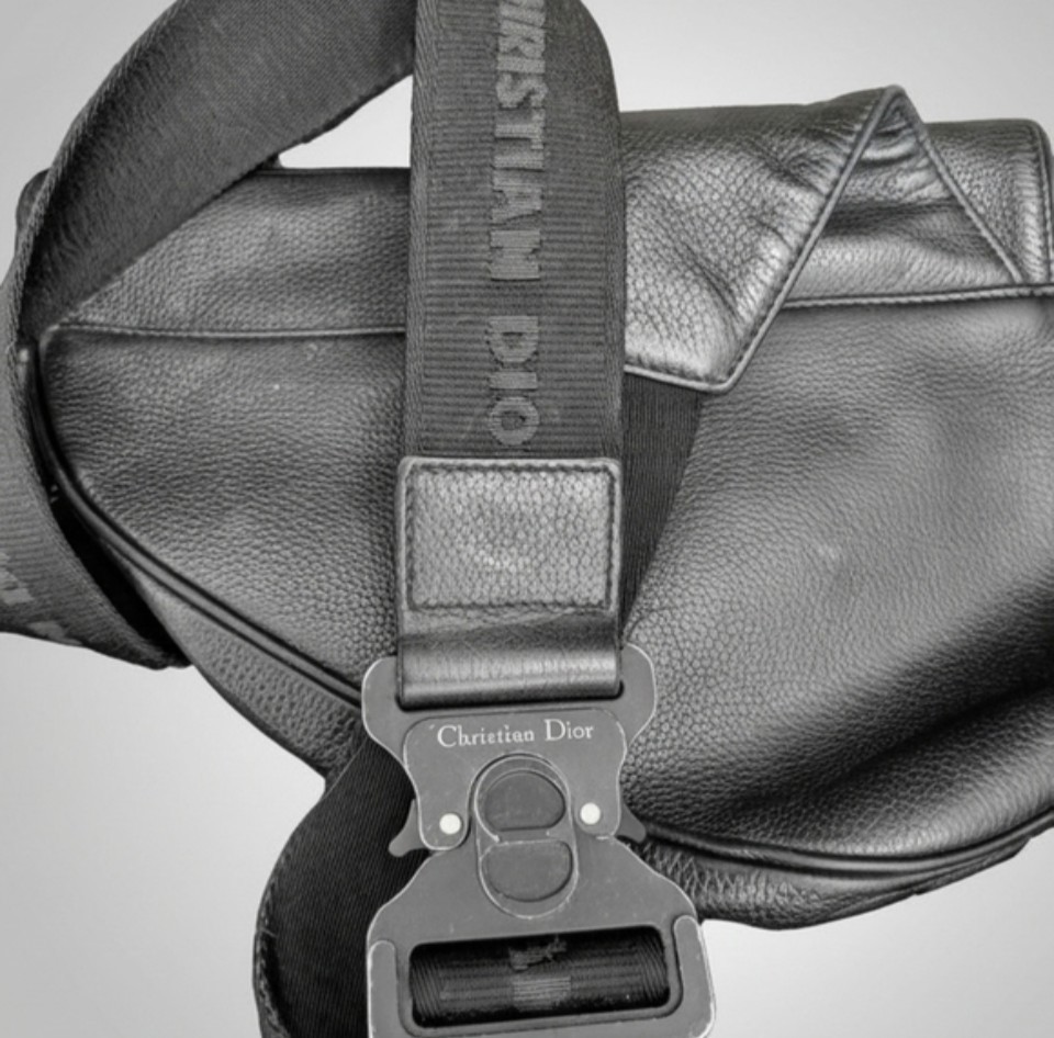 Authentic Christian Dior Men’s Saddle Bag Adjustable Shoulder Strap Magnetic Zip