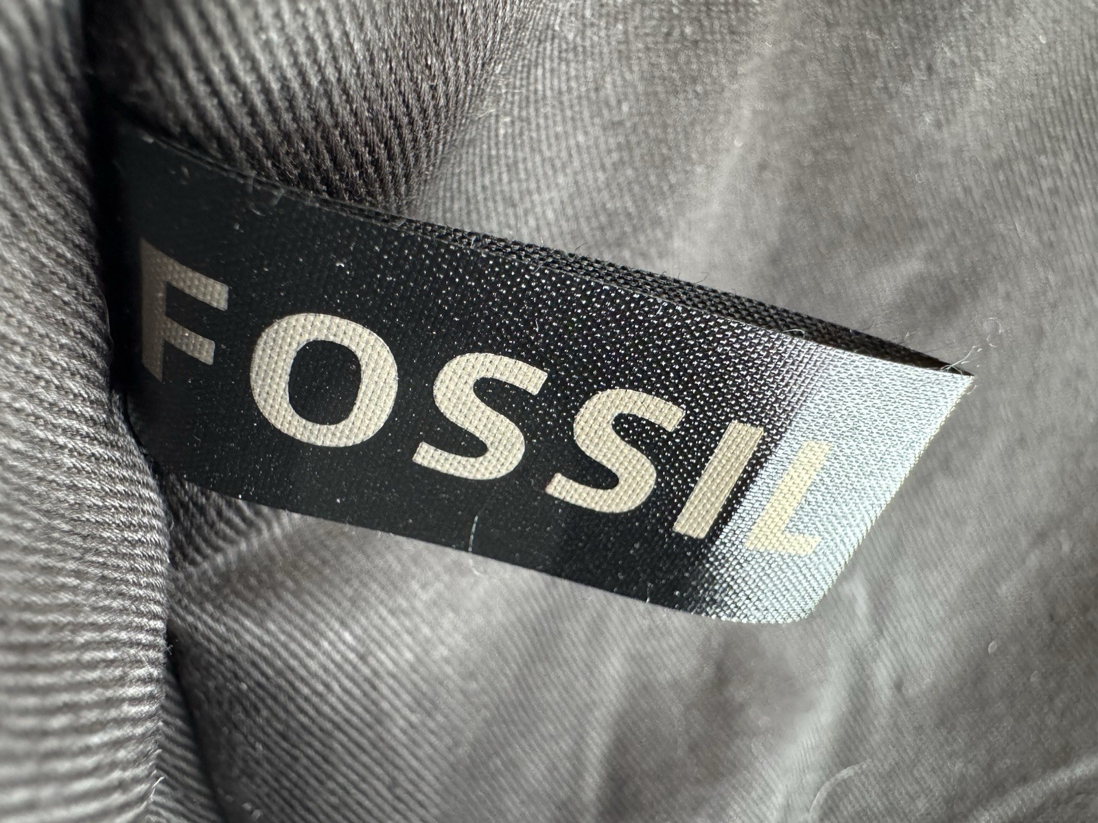 Fossil Estate Brown Leather Messenger/Shoulder/Laptop Bag – EXCELLENT CONDITION!