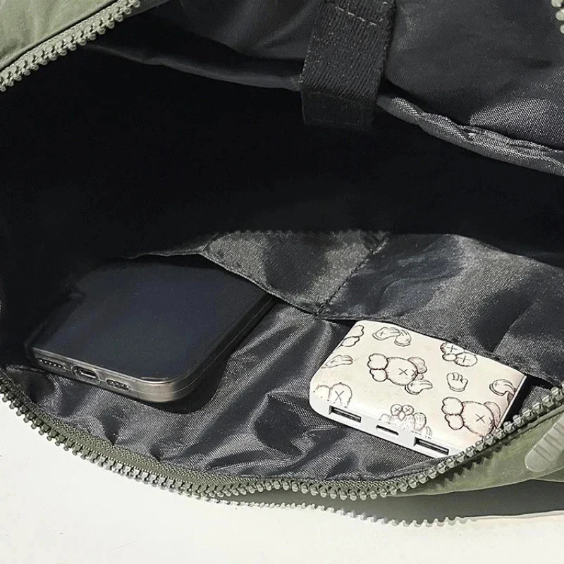 UIQLO Casual Multi-pocket Messenger Bag Men Women Shoulder Bag Travel Sport Bag