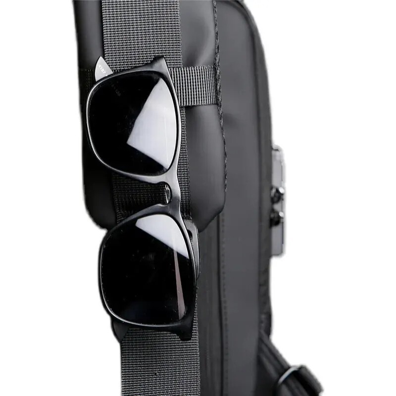 Cross Body Shoulder Bag Waterproof Multifunction Anti Theft USB Bag