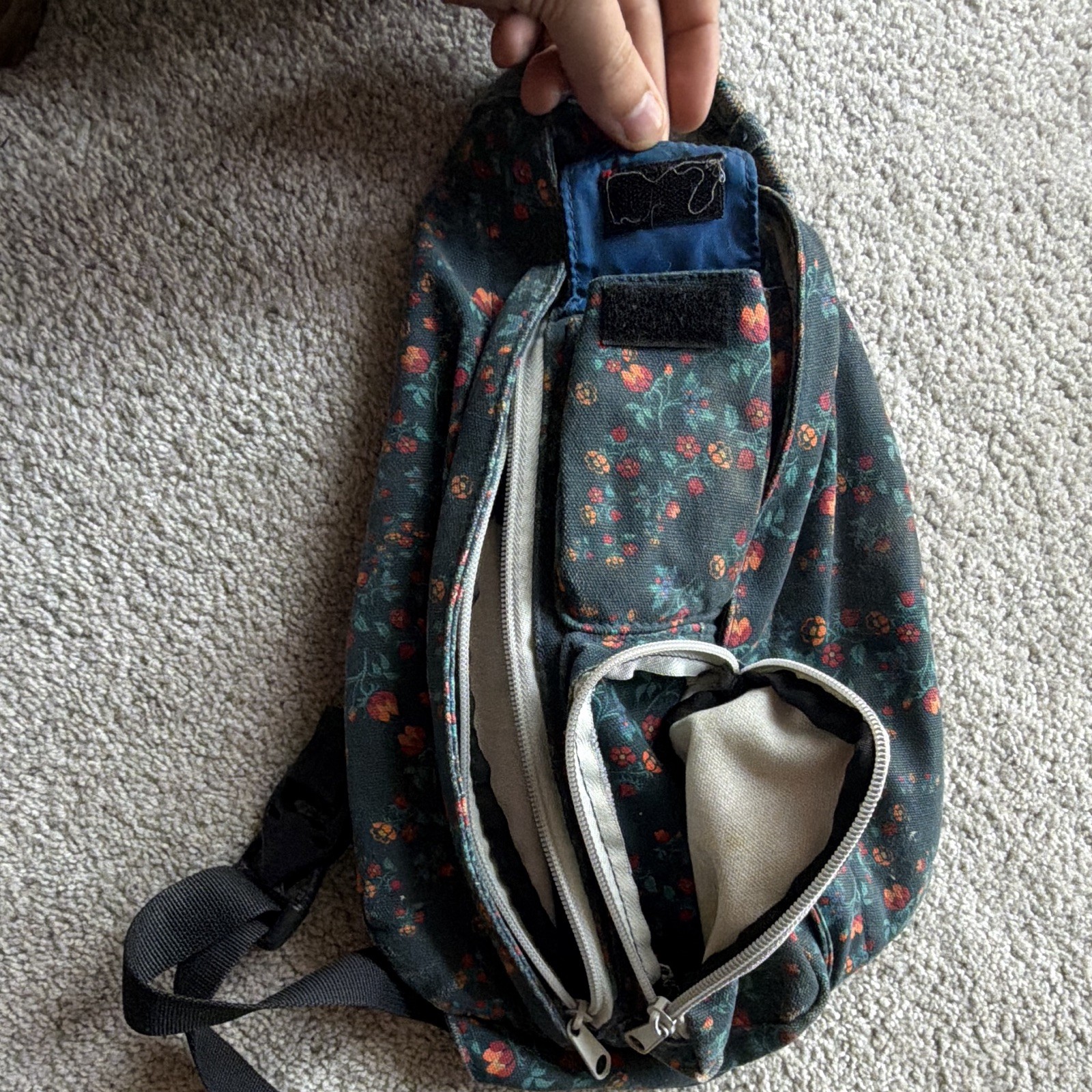 KAVU Floral Green/Multicolor Crossbody Sling Bag Zip, Adjustable Strap, Med