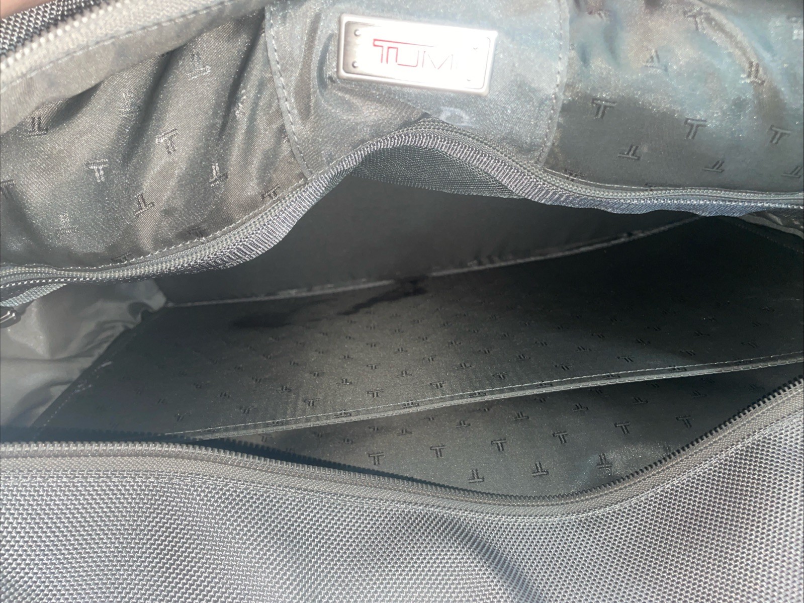 Tumi Alpha Silver Ballistic Nylon Duffle Bag Travel Business