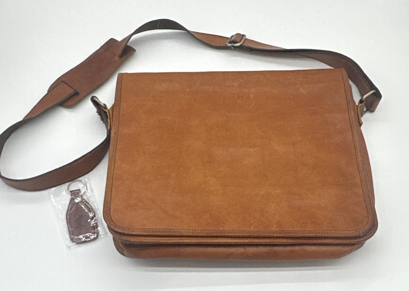 Urban Leather Brown Messenger Bag Magnetic/Zip Closure Outer & Inner Pockets