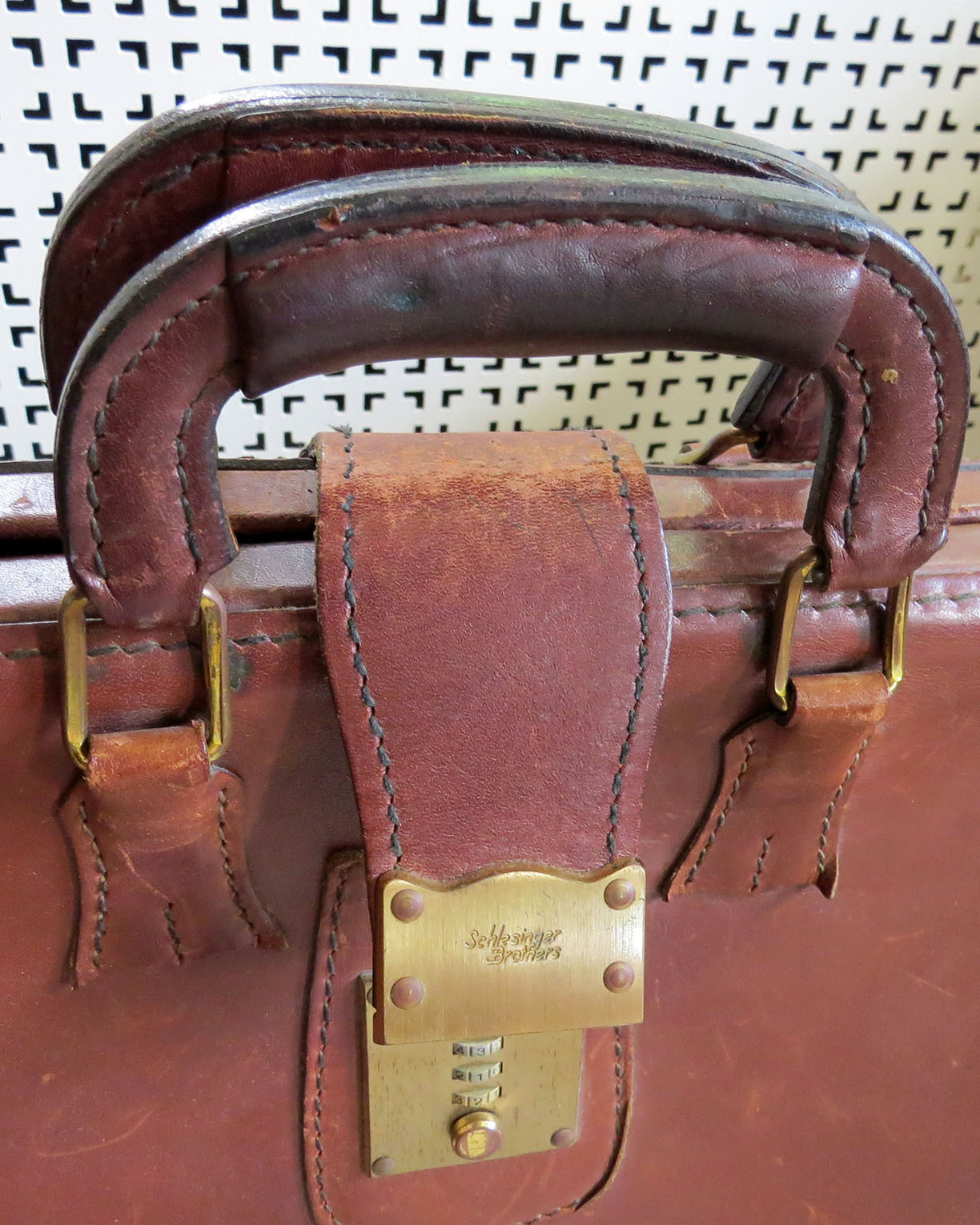 SCHLESINGER Vintage BELTING Leather Doctor Lawyer Briefcase Bag Mens