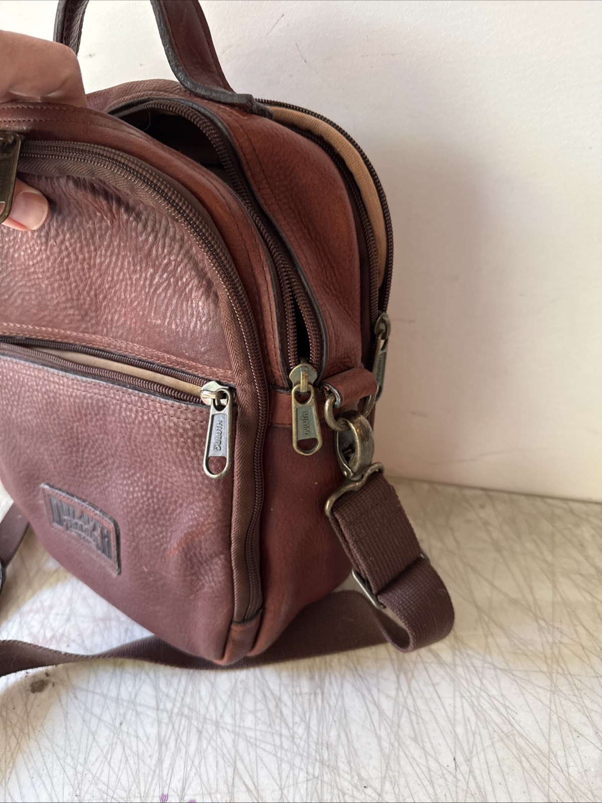 Duluth Trading Company Lifetime Leather Travel Bag Messenger Crossbody Brown
