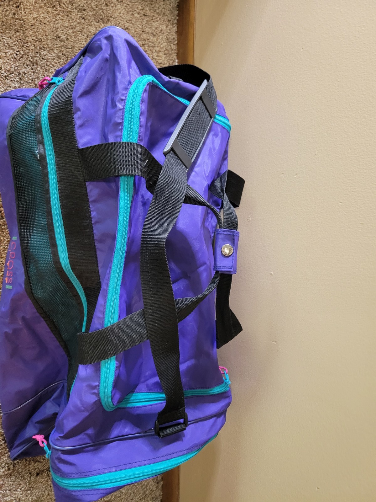 Vintage 1990s DUNLOP Cross Training Multi Color Duffel Gym/Travel Bag Sports