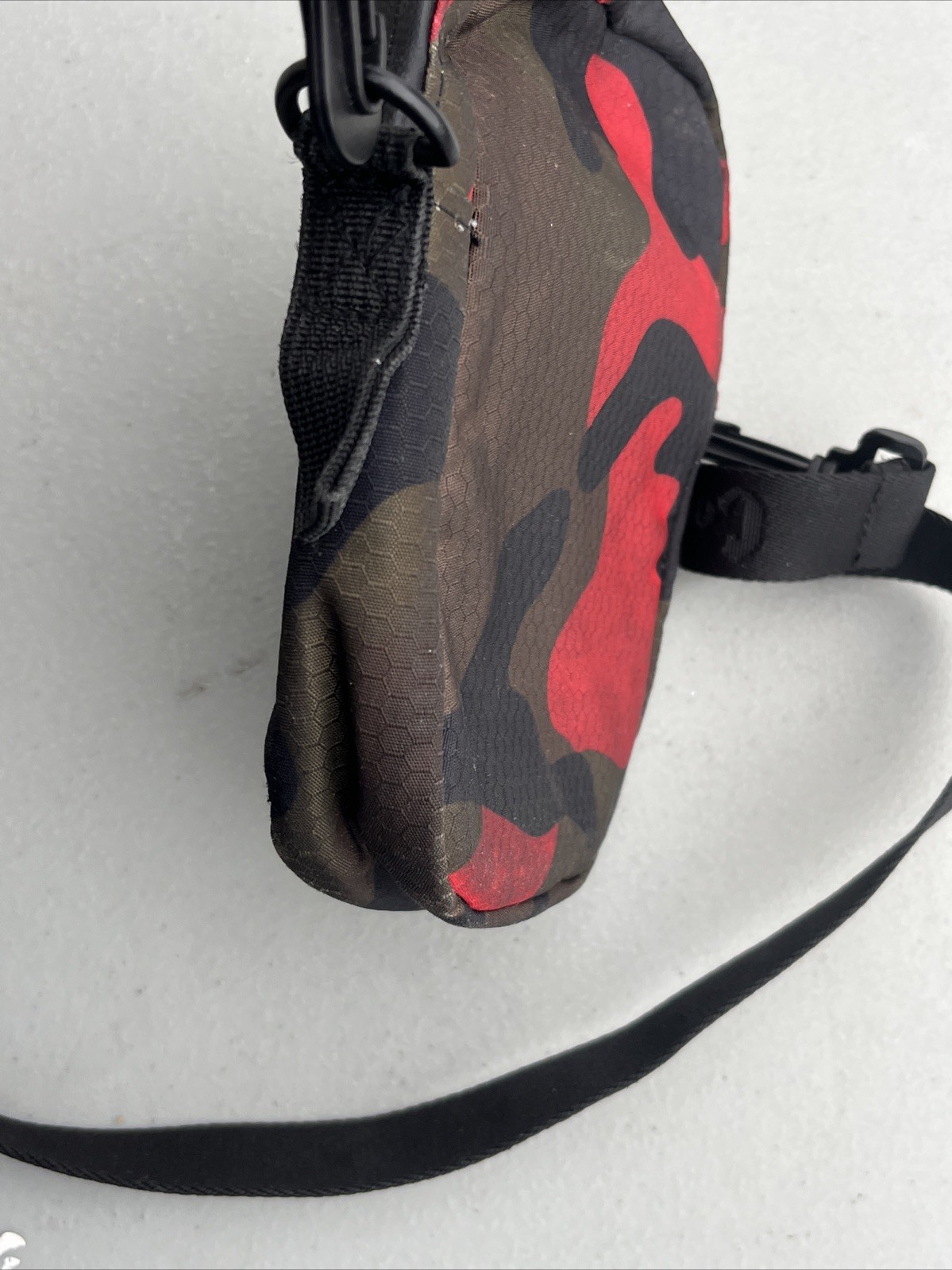 Cookies Small Shoulder Bag Smell Proof double zipper Camouflage Camo