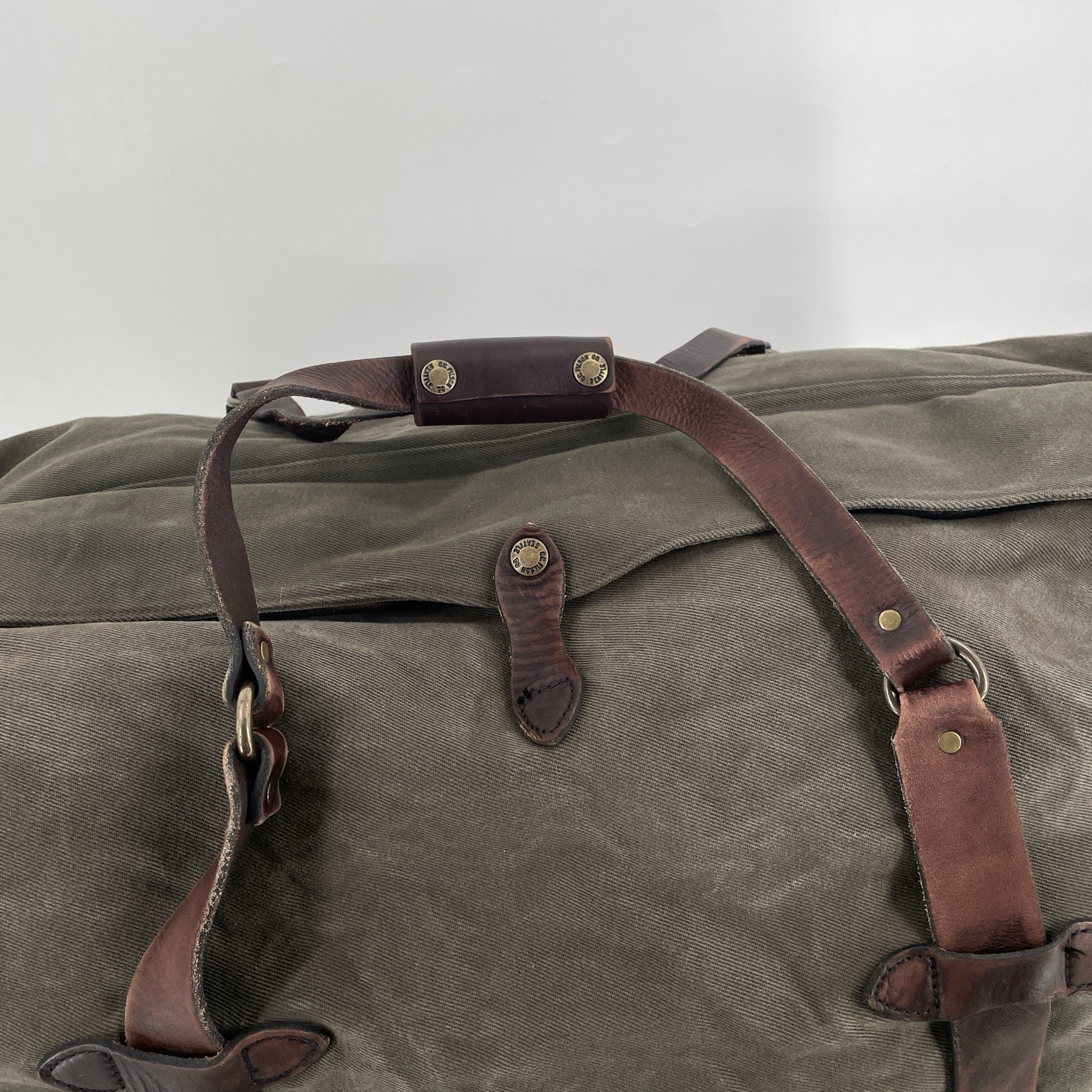 Filson Rugged Twill Duffle Bag in Otter Green – Old Size 25” – Bridle Leather