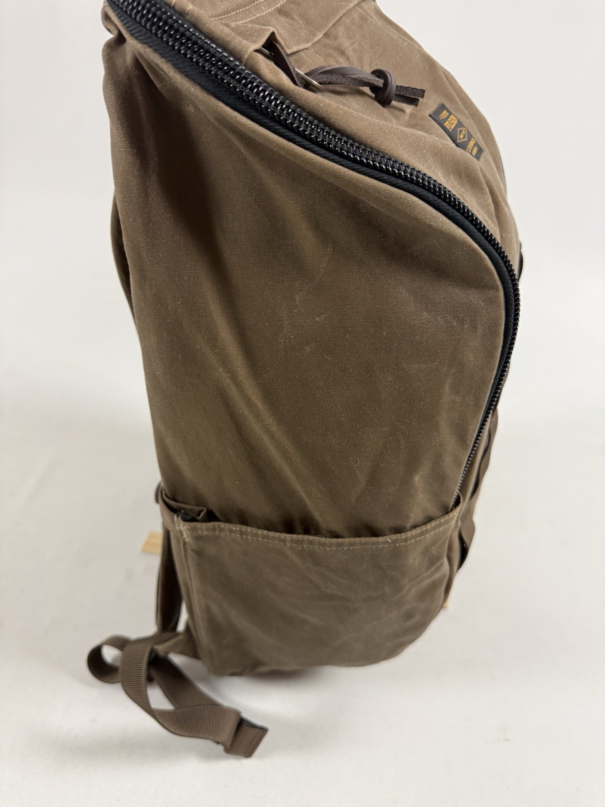 FILSON TRAPPER CREEK 28L BACKPACK DARK TAN NWT