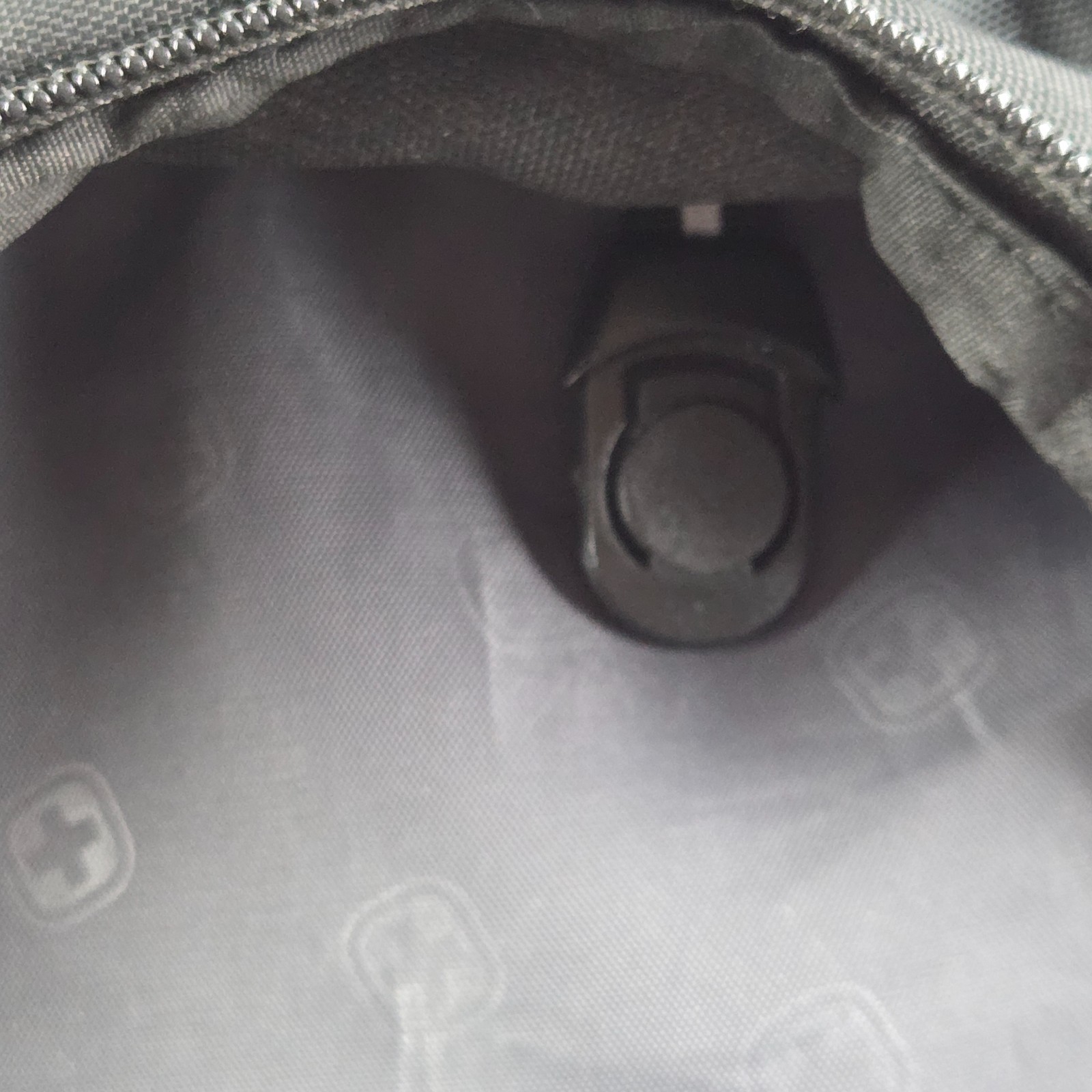 Swiss Gear Backpack Black Gray Red Laptop Travel Airflow Great Condition