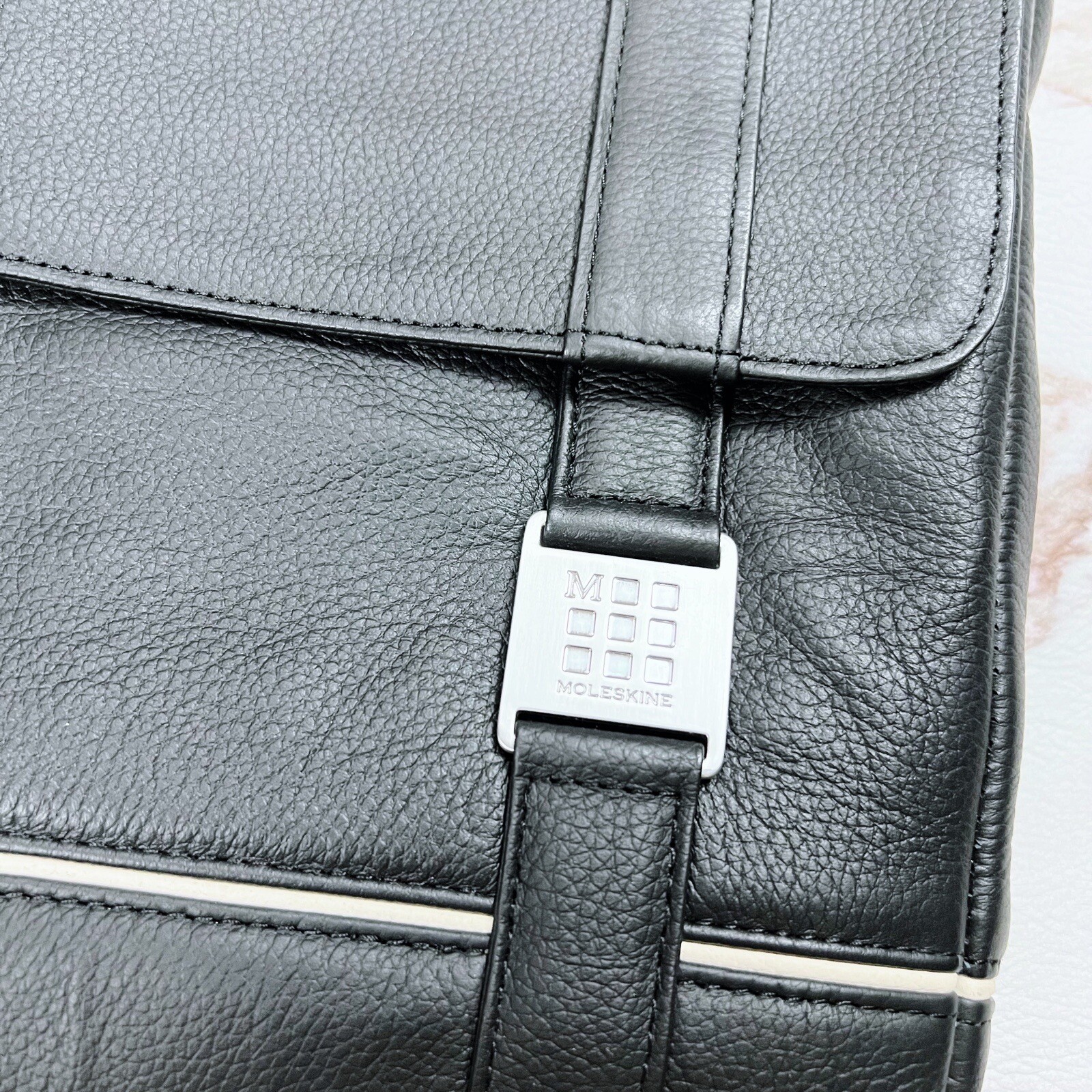 Moleskine Lineage Reporter Bag