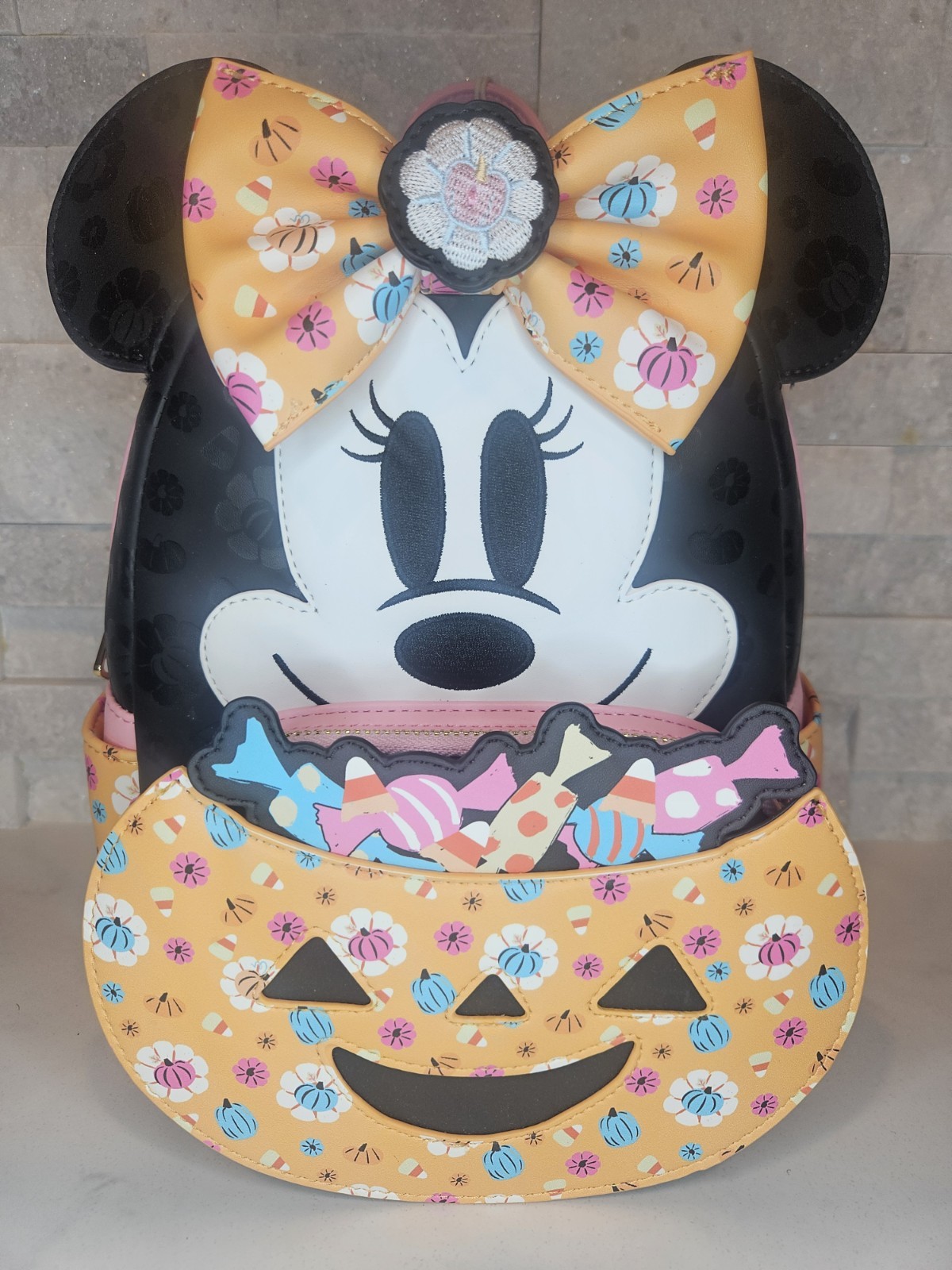 Loungefly Disney Minnie Mouse Pumpkin Mini Backpack NWT Glows In The Dark