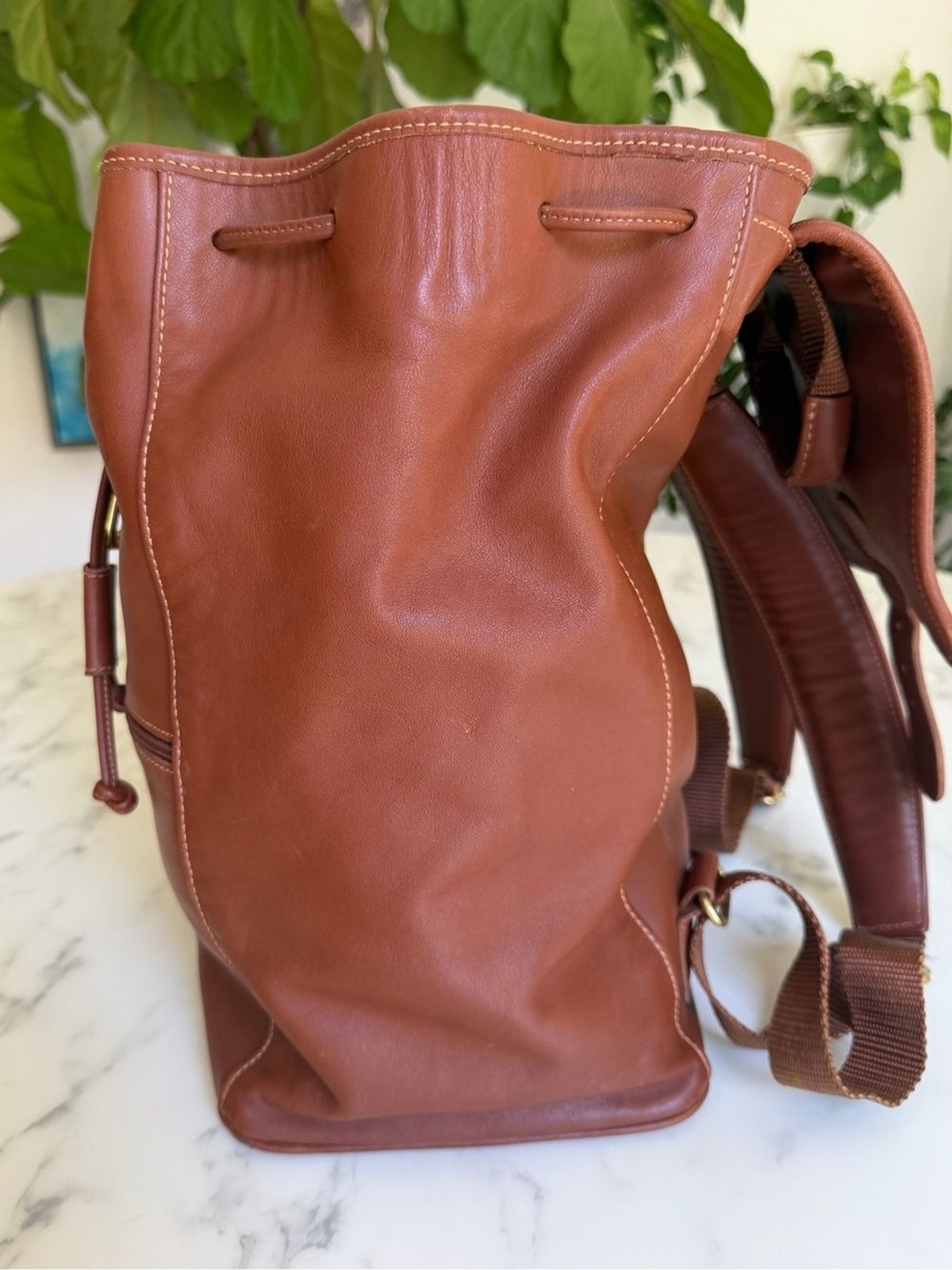 COACH Vintage Drawstring Buckle Backpack 0529 British Tan Leather USA 90’s 529