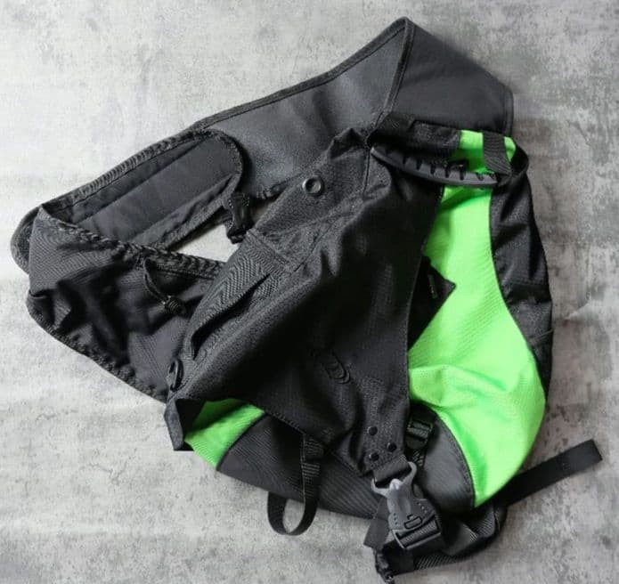 Unknown Y2K sling bag with tech pockets, used, one shoulder style