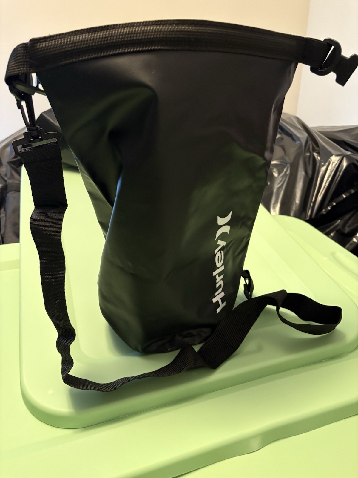 HURLEY “Dry-Bag” Elite Folding Waterproof w/shoulder strap Heavy Duty Beach Bag