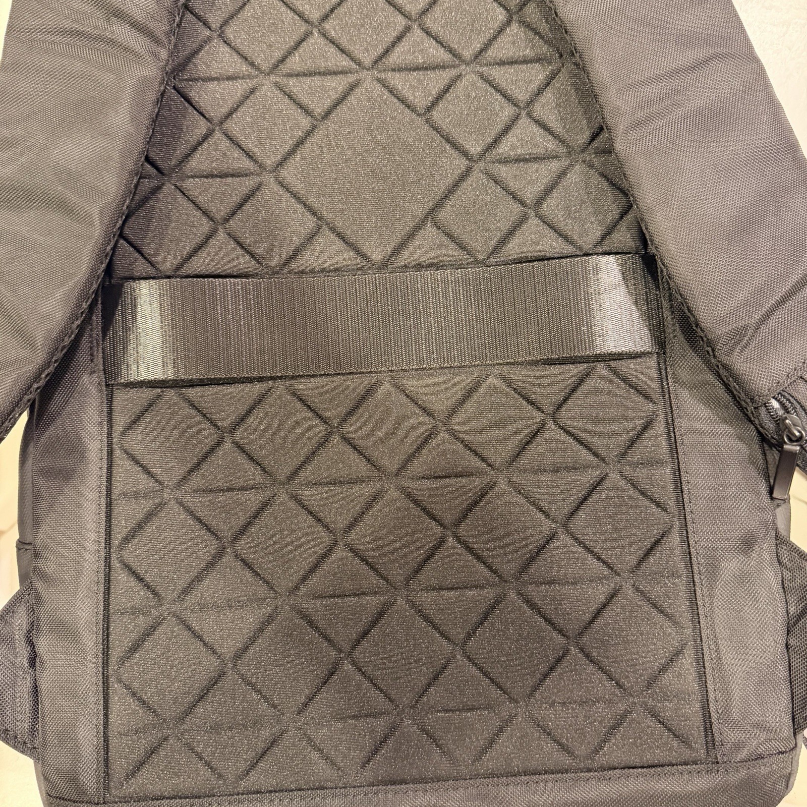 Heroic Knight Anti Theft Laptop Backpack USB Charging Port Travel Work Black