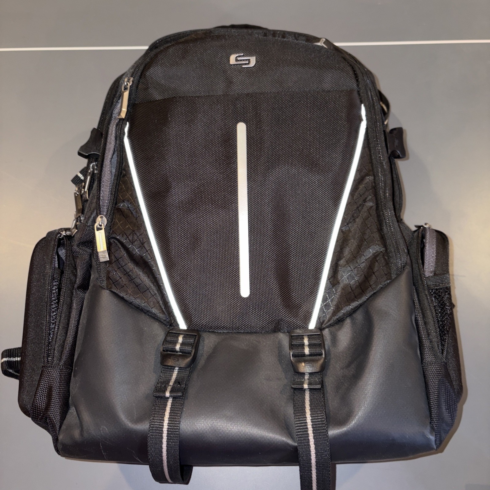Solo New York Rival 19 Inch Laptop Backpack with Hardshell Side Pockets, Black