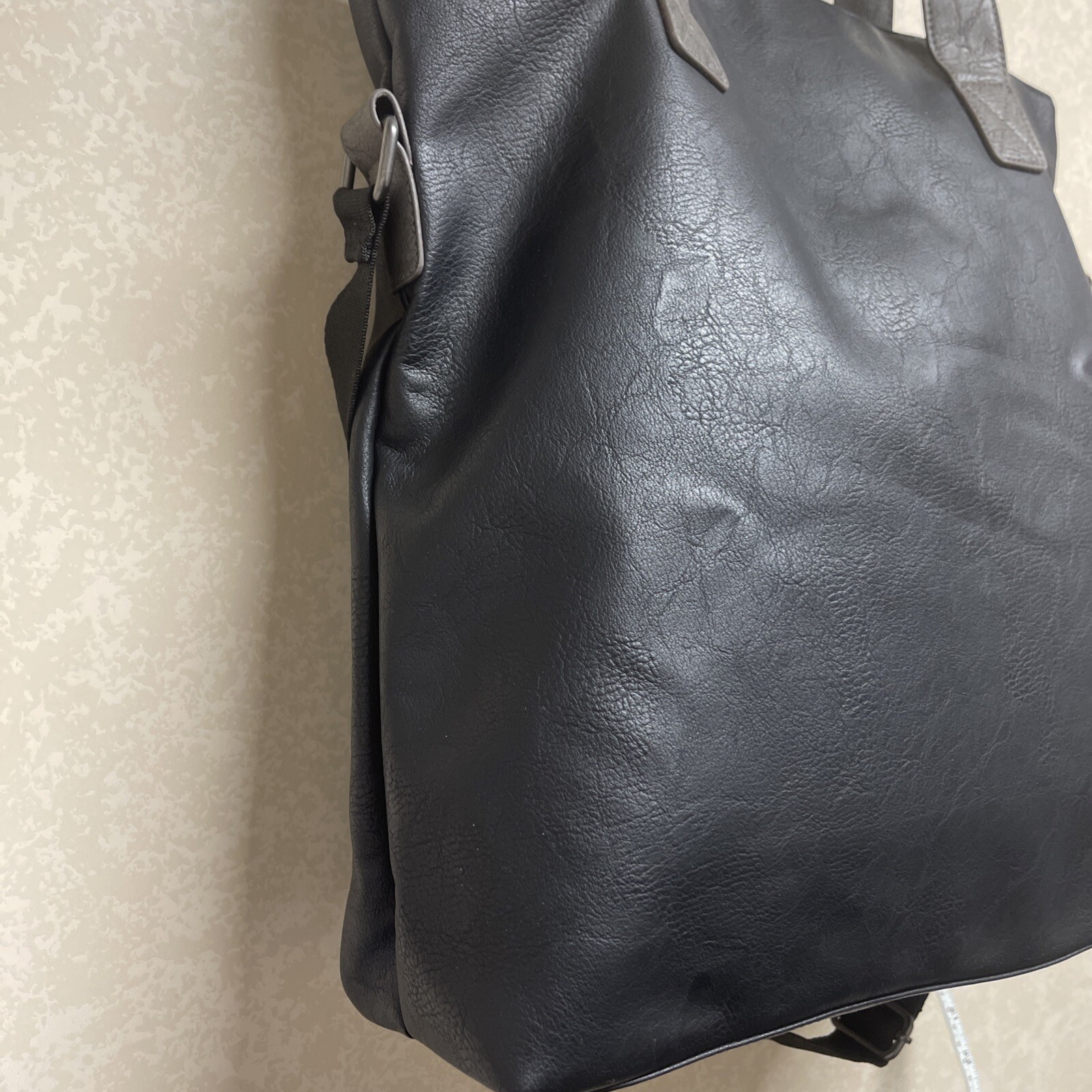 Buffalo Messenger Shoulder Bag Black/Grey Unisex 17”x17.5” 16”Laptop Pocket $99