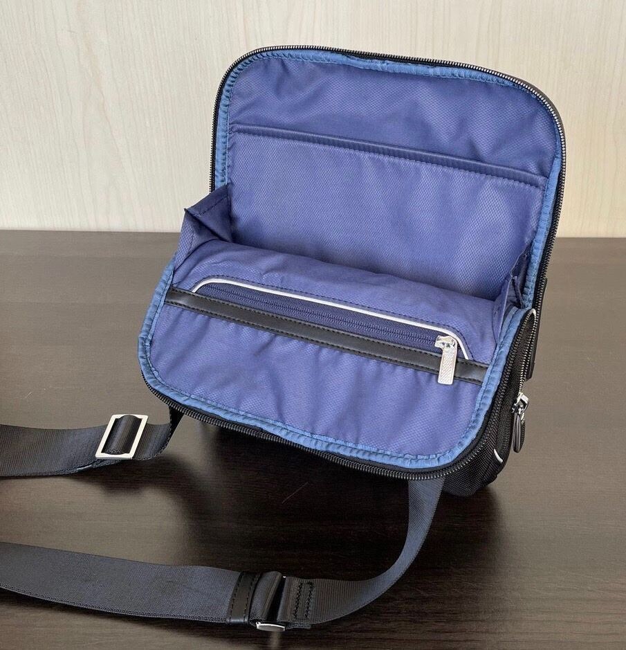 TUMI Arrive Olten Crossbody Bag Nylon/Leather Black Shoulder bag Outlet New