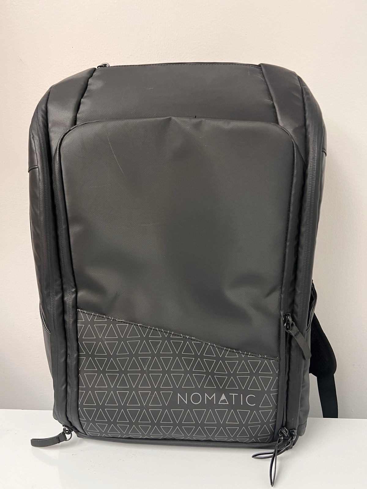 Nomatic Travel Pack Backpack 20L Tech Techie Carry-On Black Back Pack