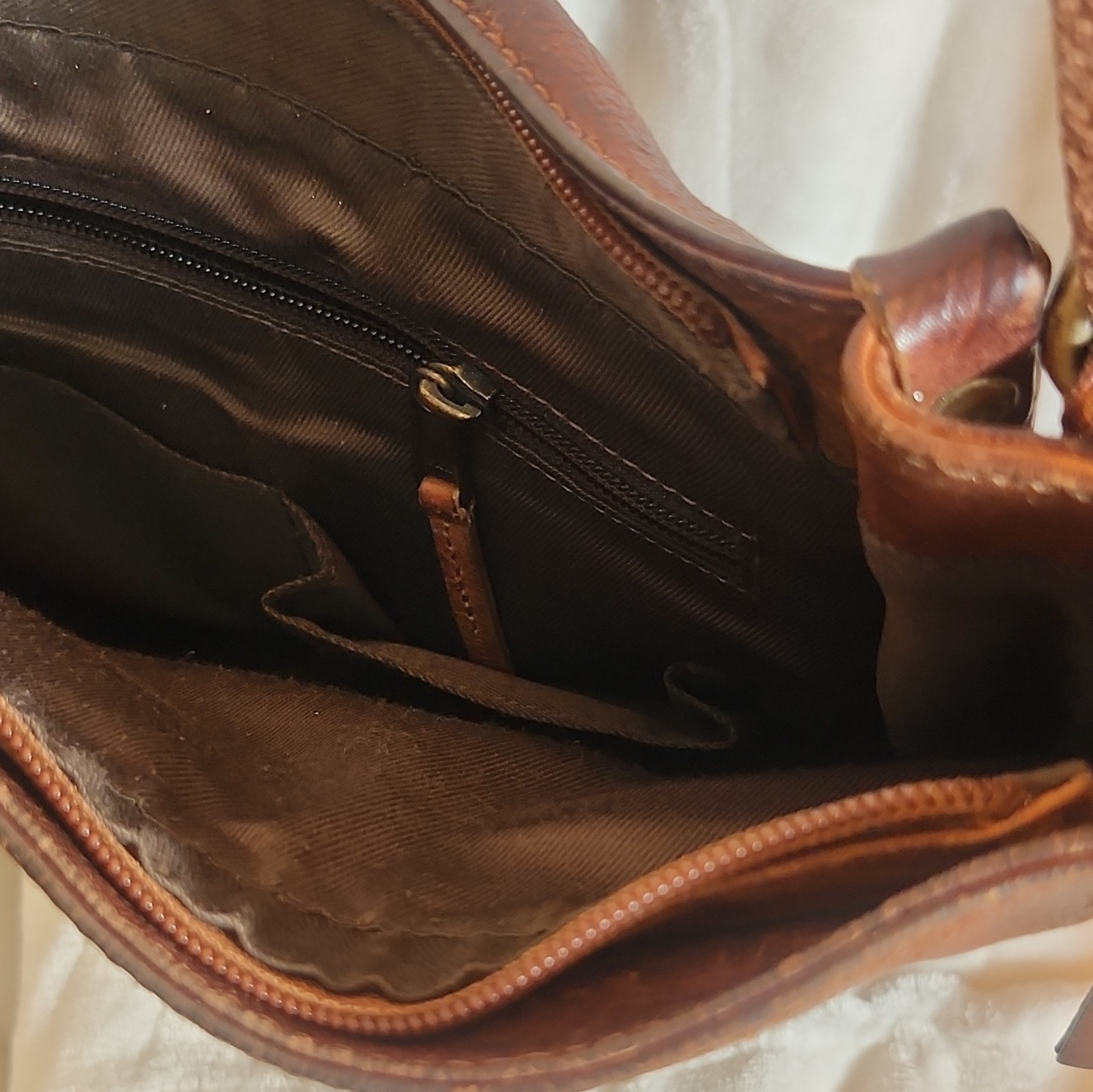 CARGOit Men’sLeather Brown Crossbody Bag Zip Buckle Snap, Pockets, Canvas Strap