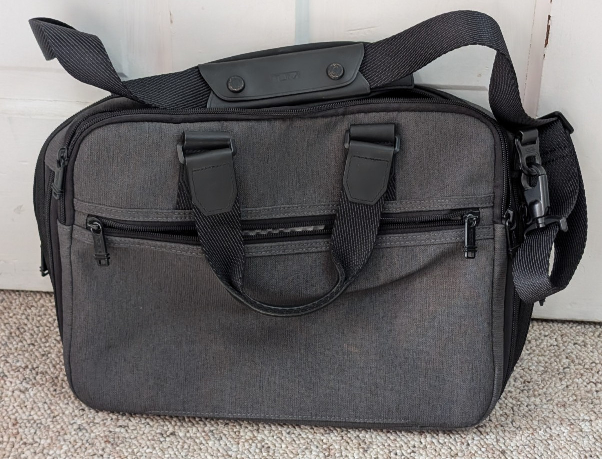 TUMI Slim Commuter Briefcase ALPHA BRAVO – 16 X 12 Inch Business Bag- Fantastic!