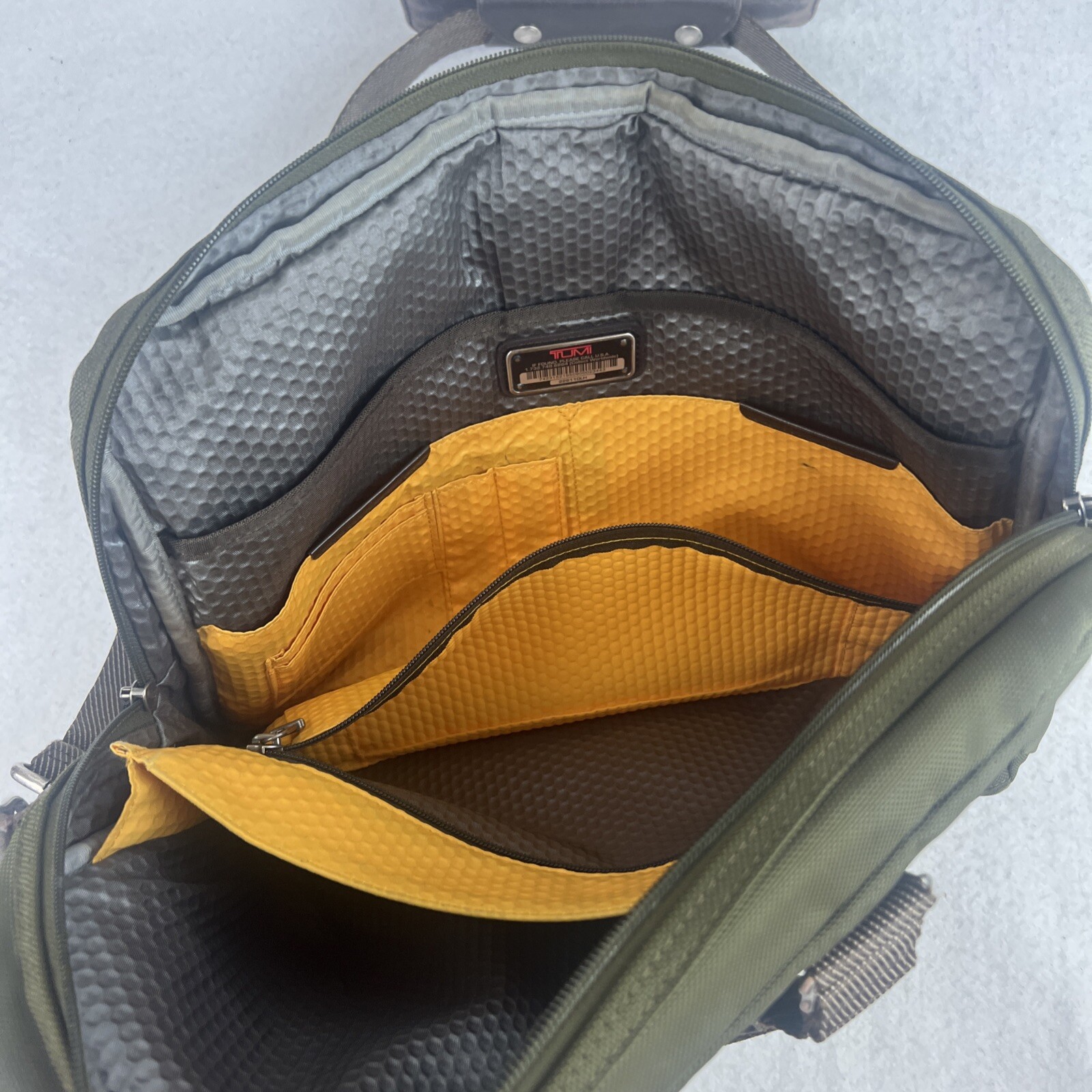 TUMI Alpha Bravo Anthracite Nylon Green Computer Briefcase Expandable Laptop Bag